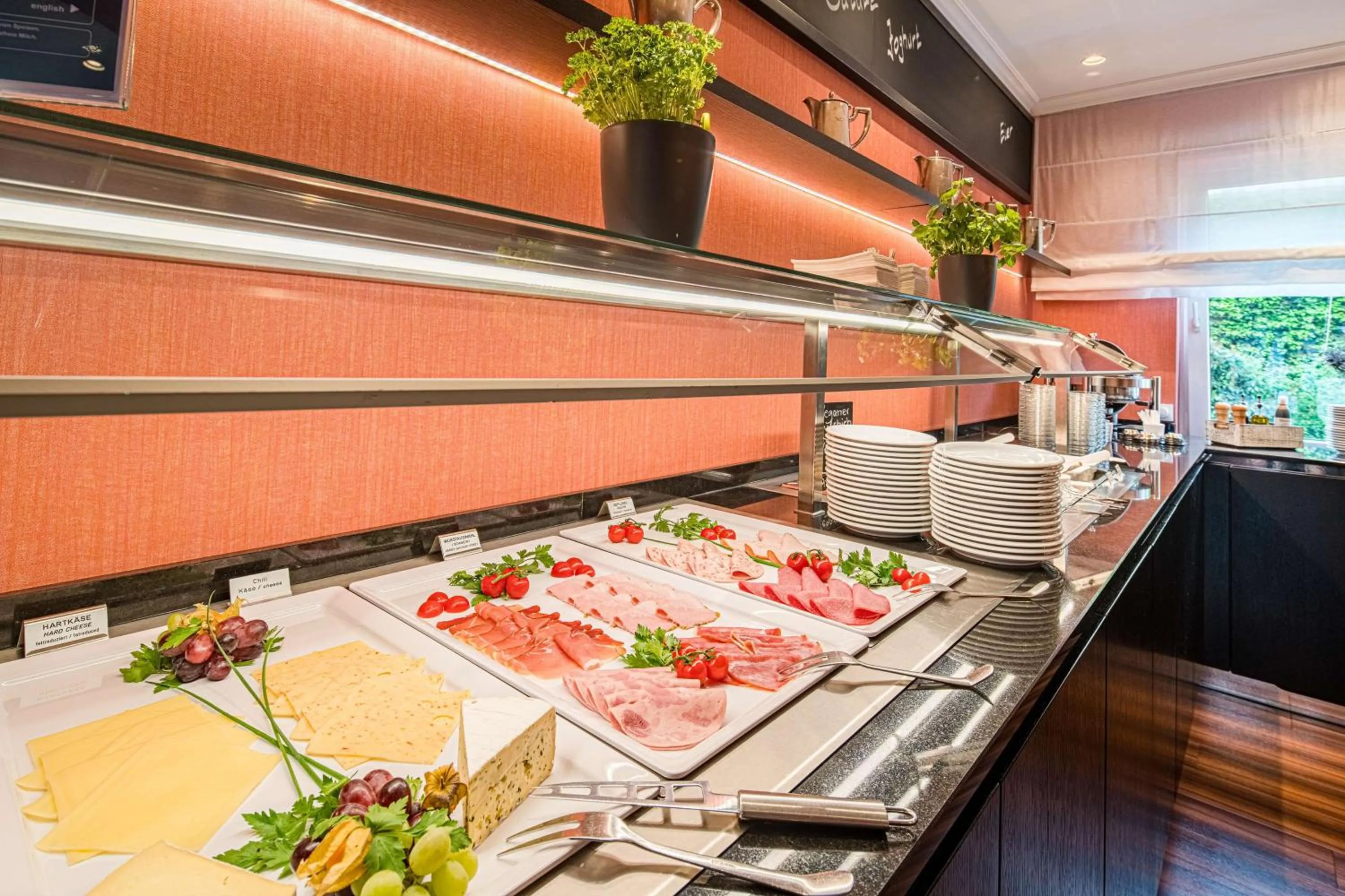 Breakfast in Best Western Raphael Hotel Altona