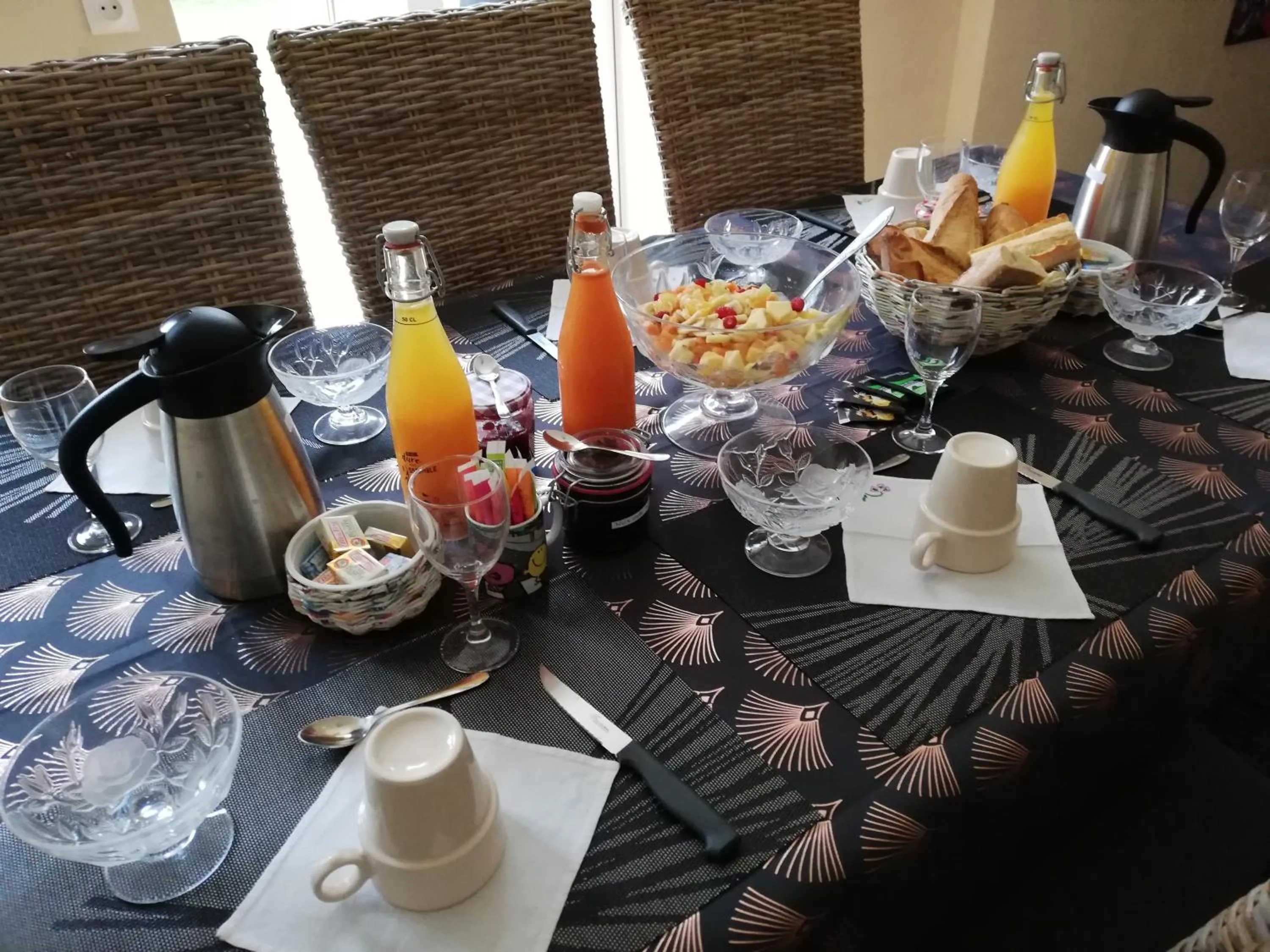 Breakfast in Celine'Home