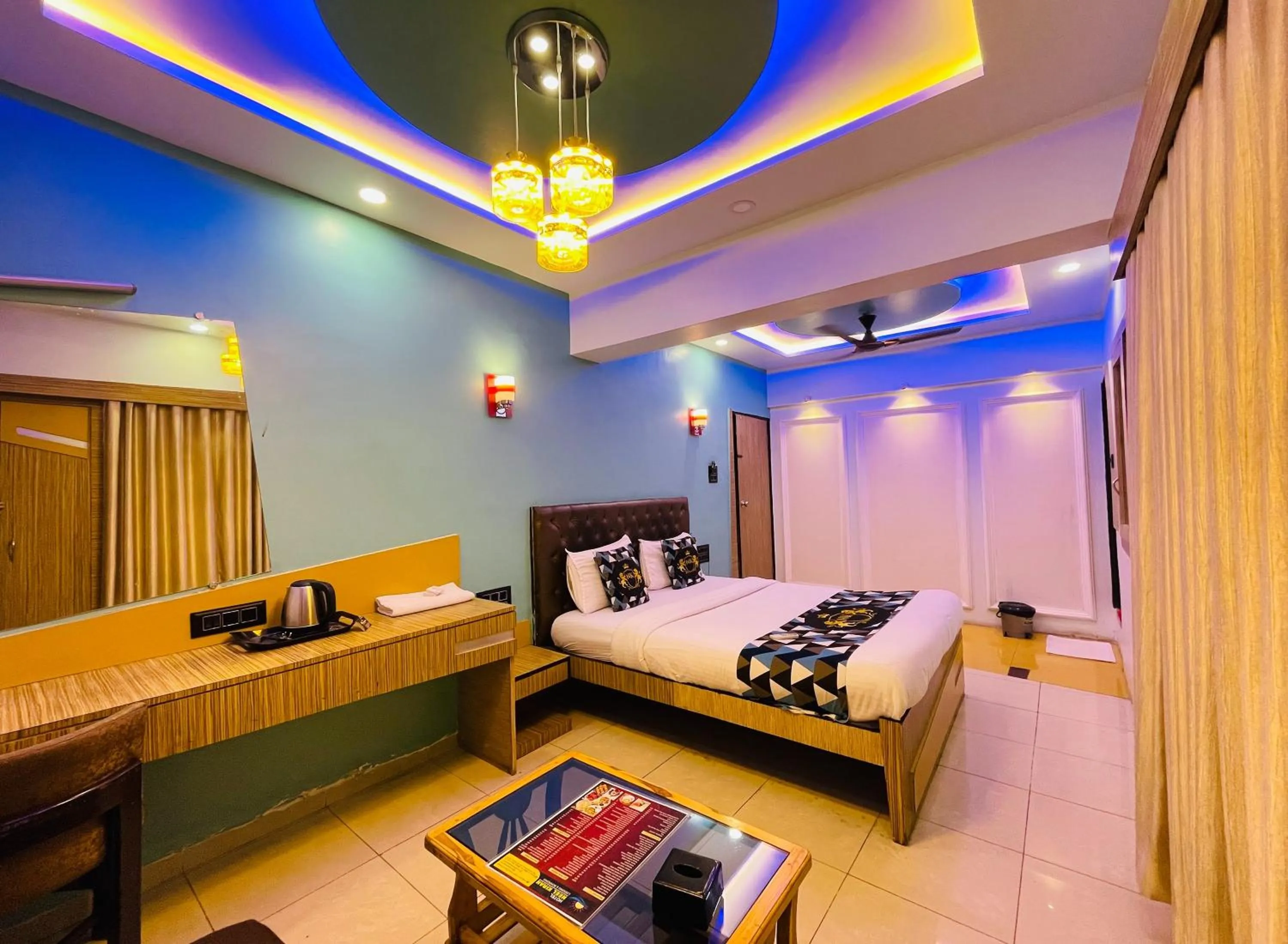 Bed in Hotel Neelkiran