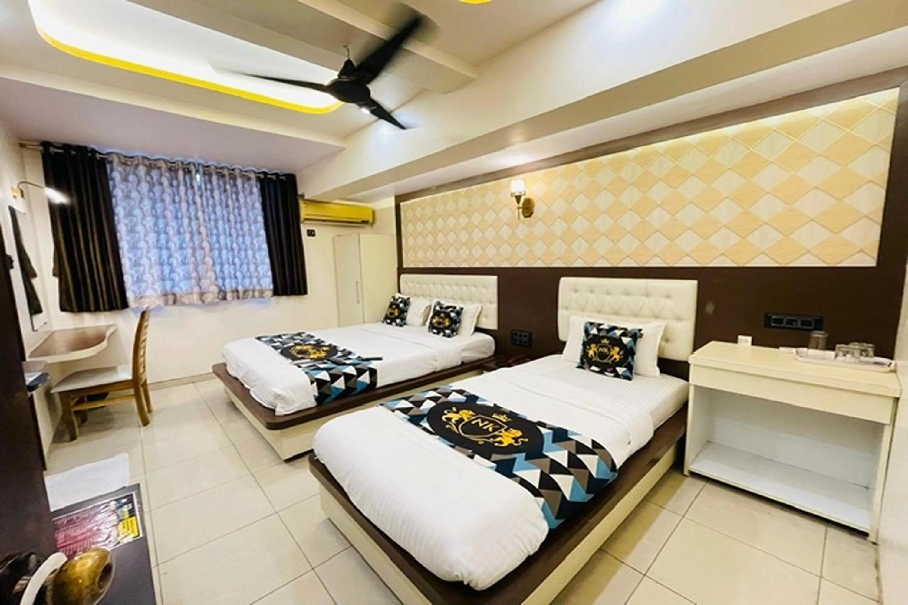 Bedroom in Hotel Neelkiran