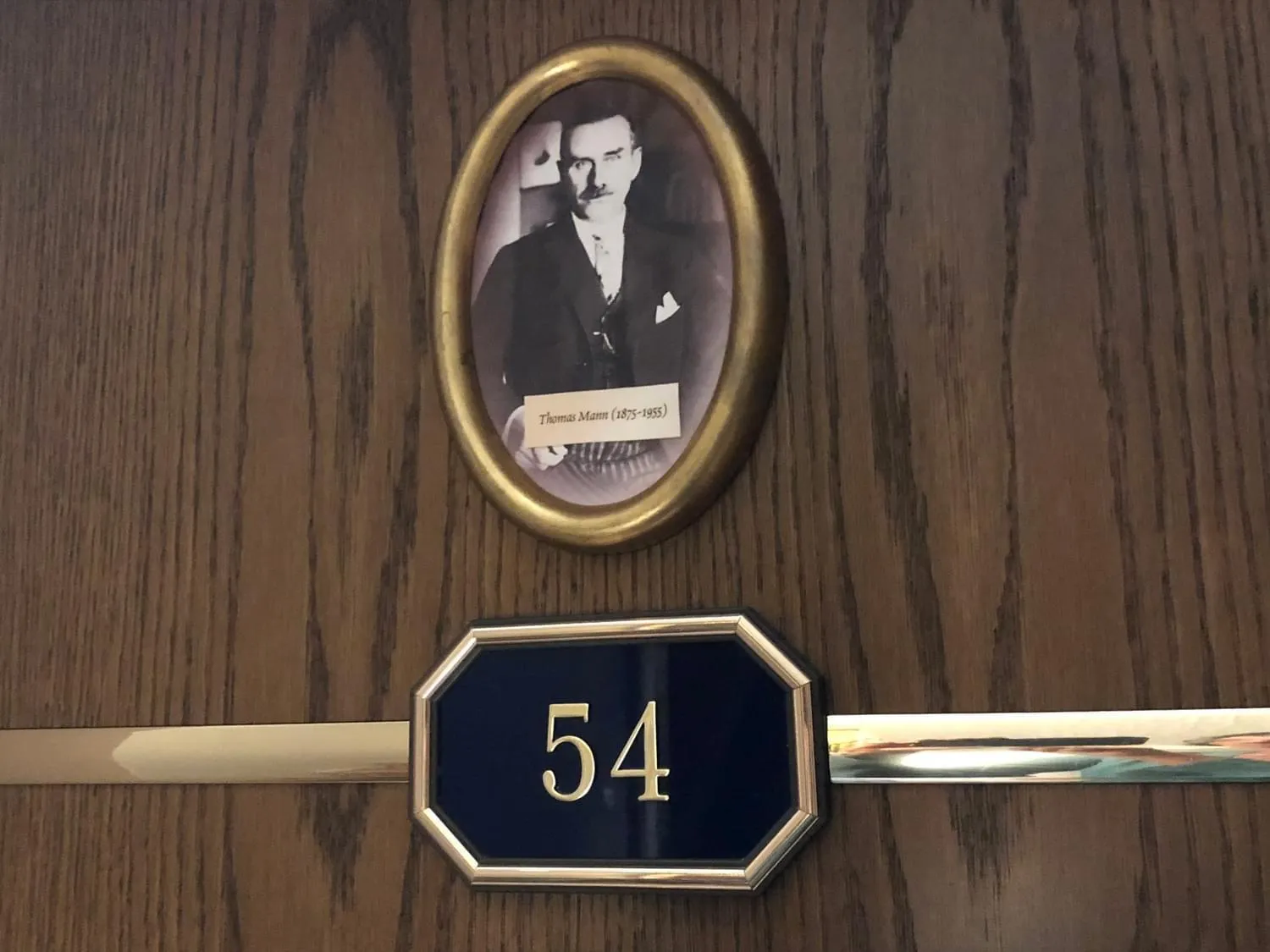 Decorative detail in TOP CityLine Klassik Altstadt Hotel Lübeck