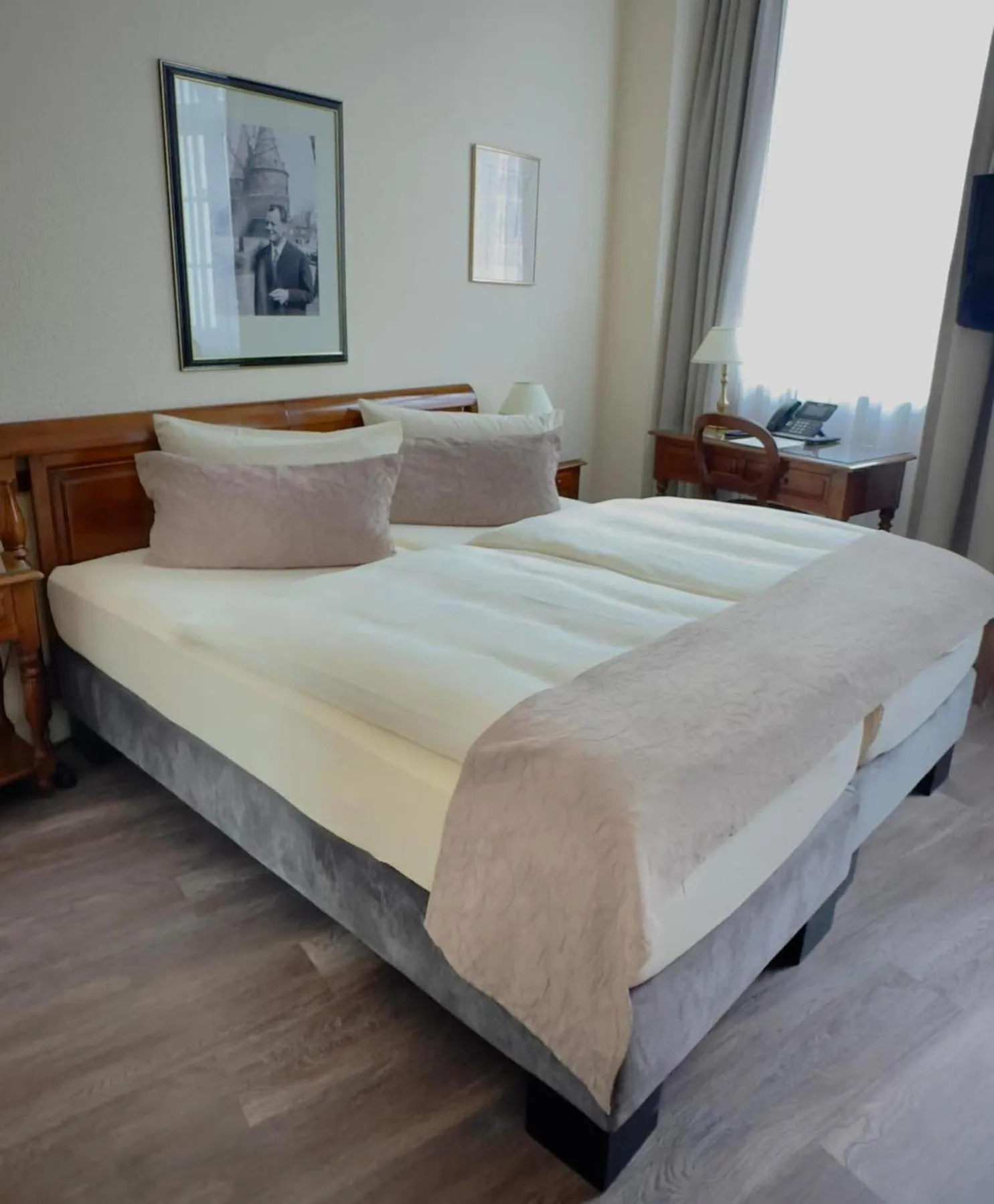 Photo of the whole room, Bed in TOP CityLine Klassik Altstadt Hotel Lübeck