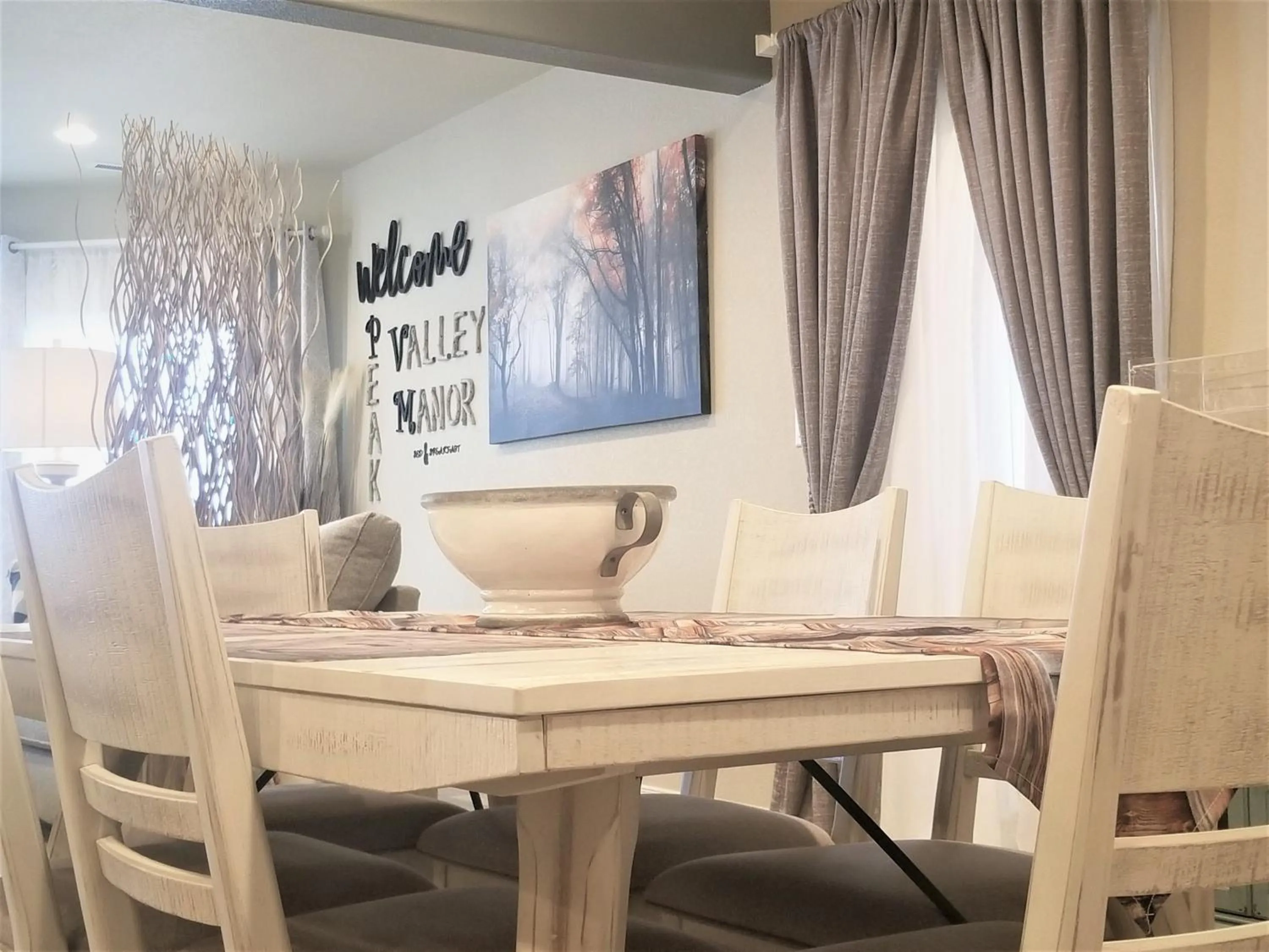 Breakfast in Peak Valley Manor, a Modern Farmhouse