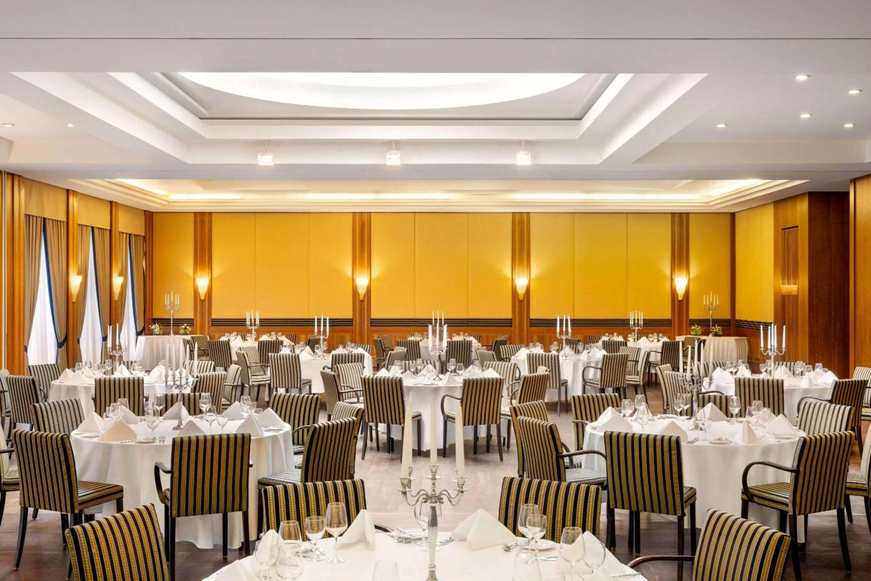 Banquet/Function facilities in Vienna House by Wyndham Sonne Rostock