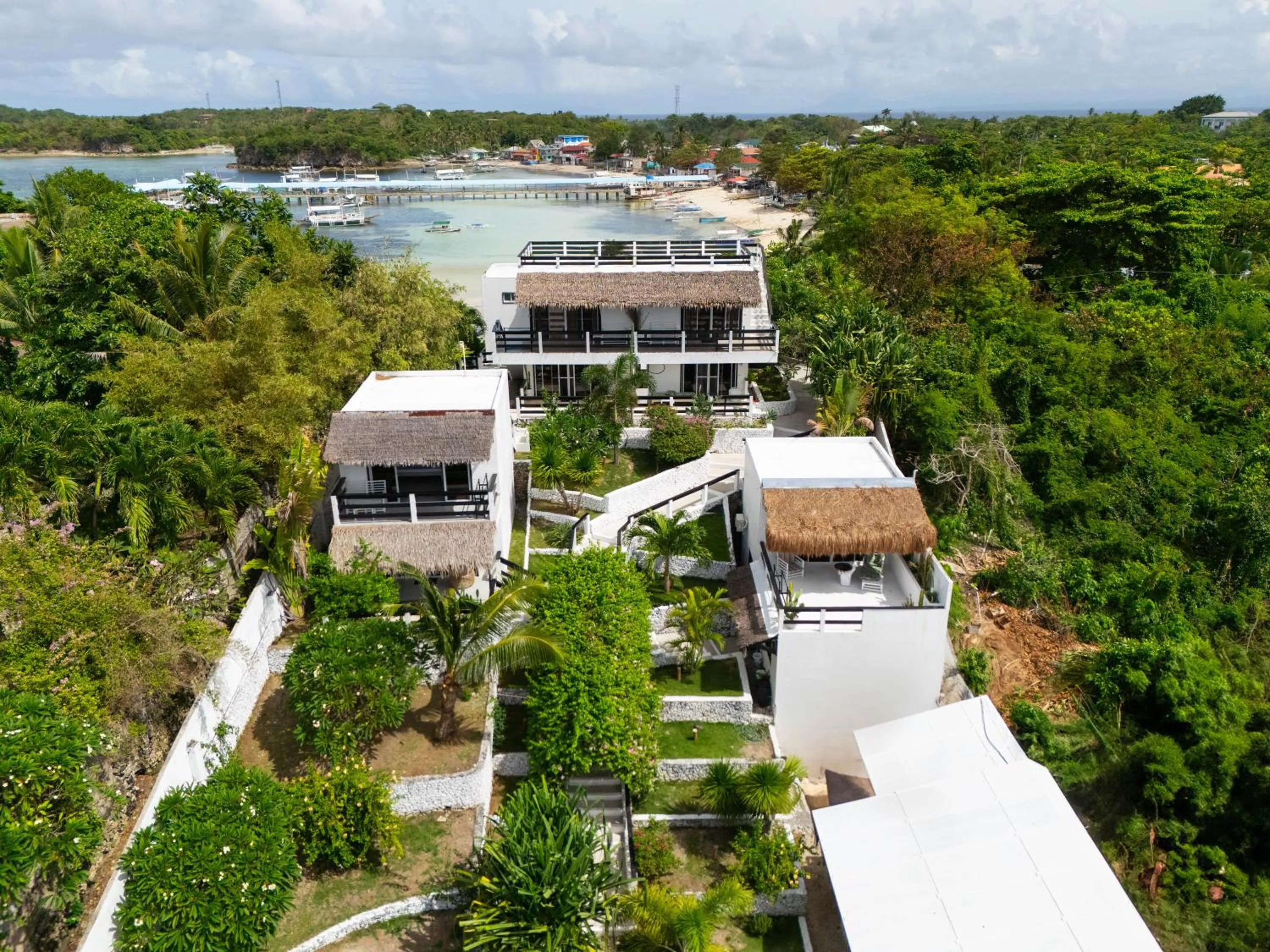 Property building in Blanco Beach Resort Malapascua