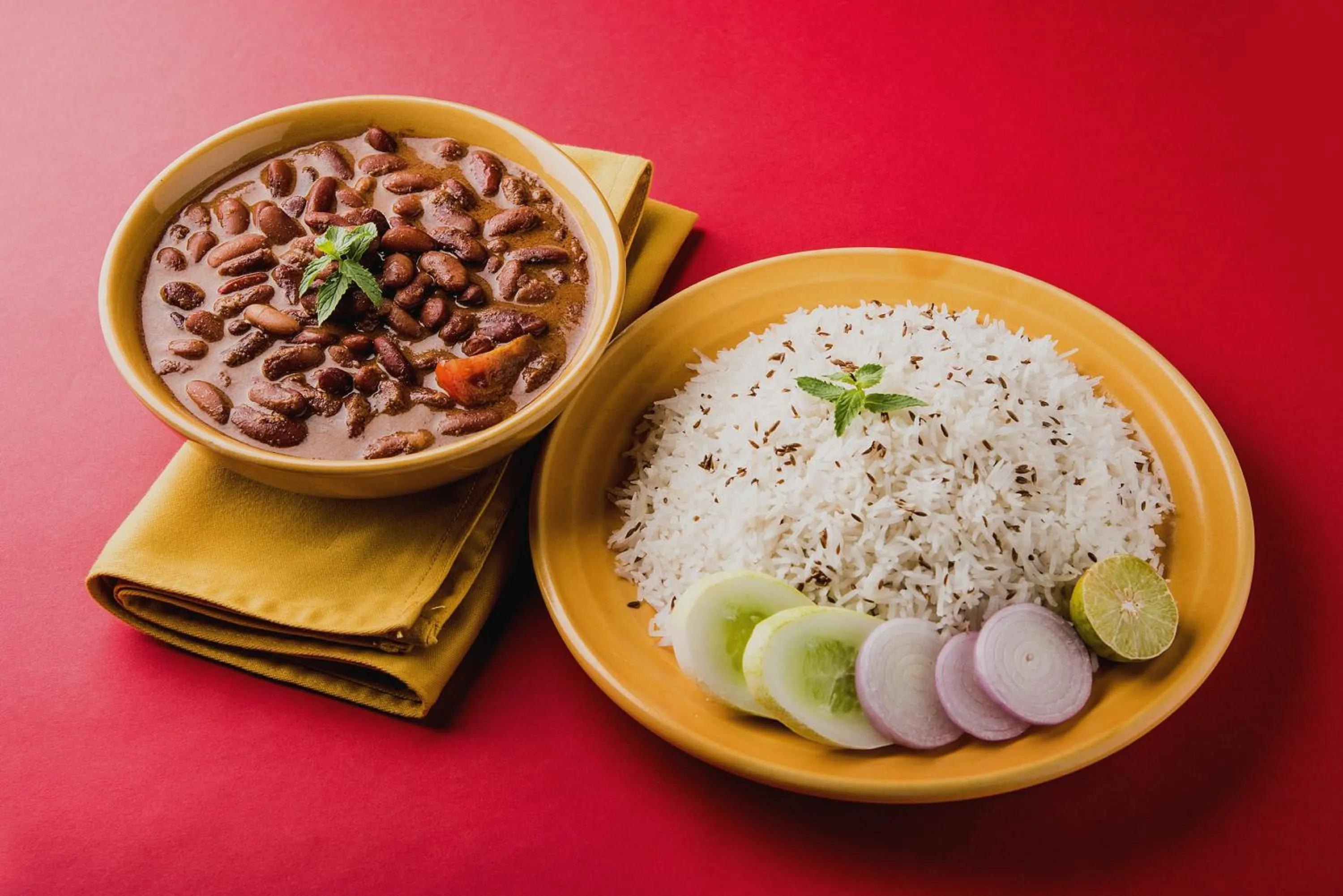Restaurant/places to eat in Super Hotel O Rohini Sector 24