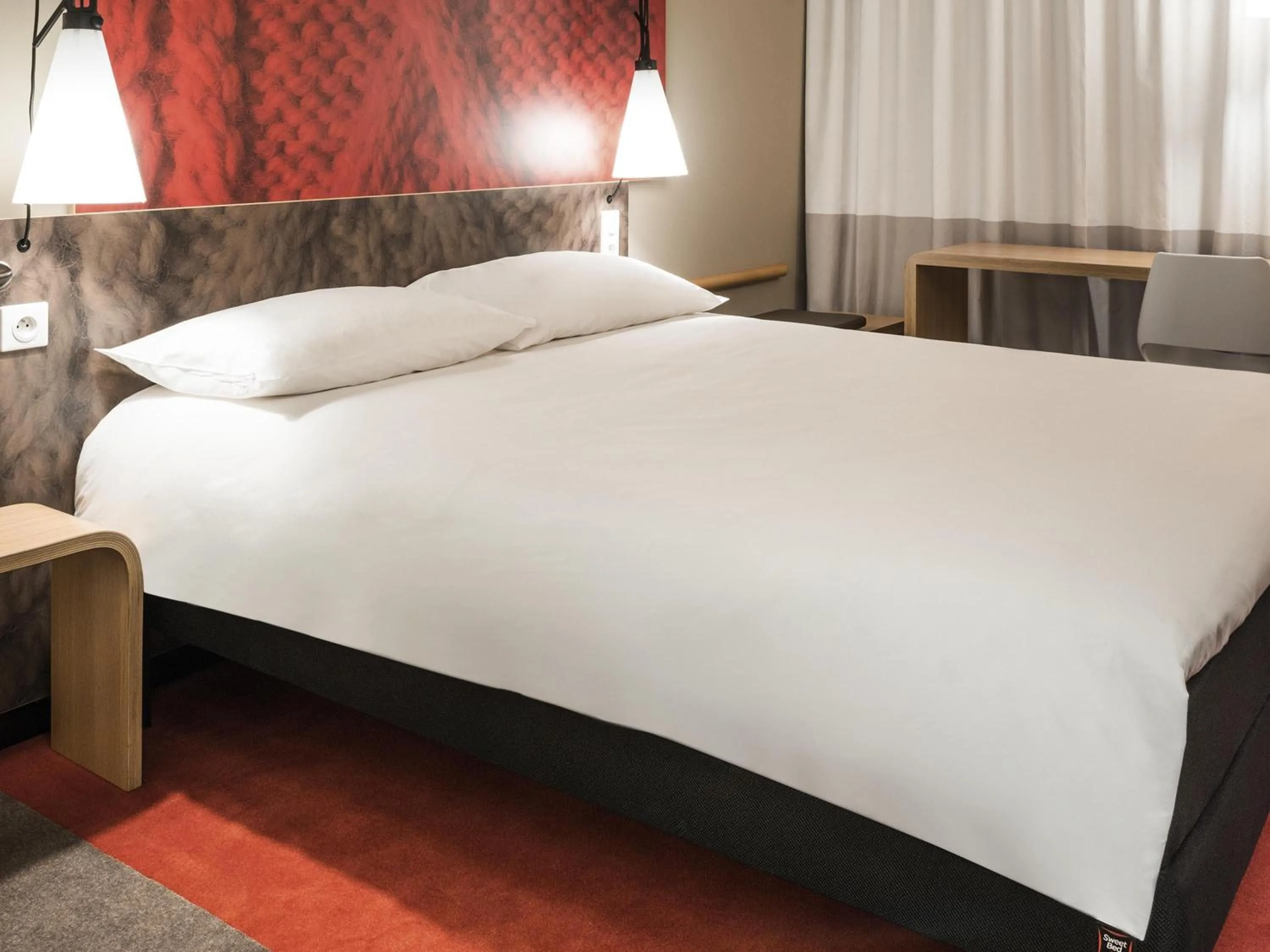 Bedroom, Bed in ibis Hotel Hamburg Alster Centrum