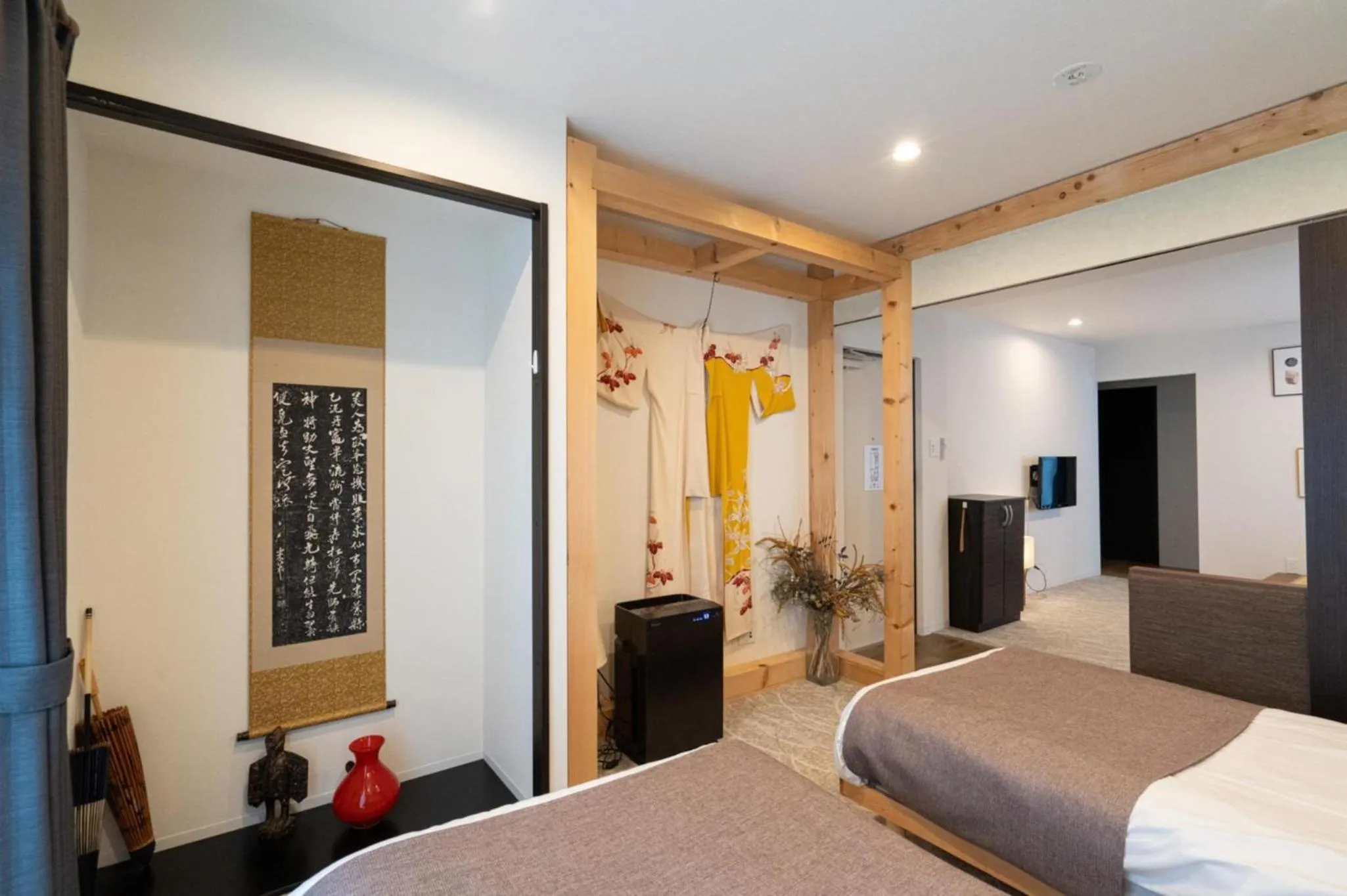 Photo of the whole room, Bed in UCHI Susukino 5.7