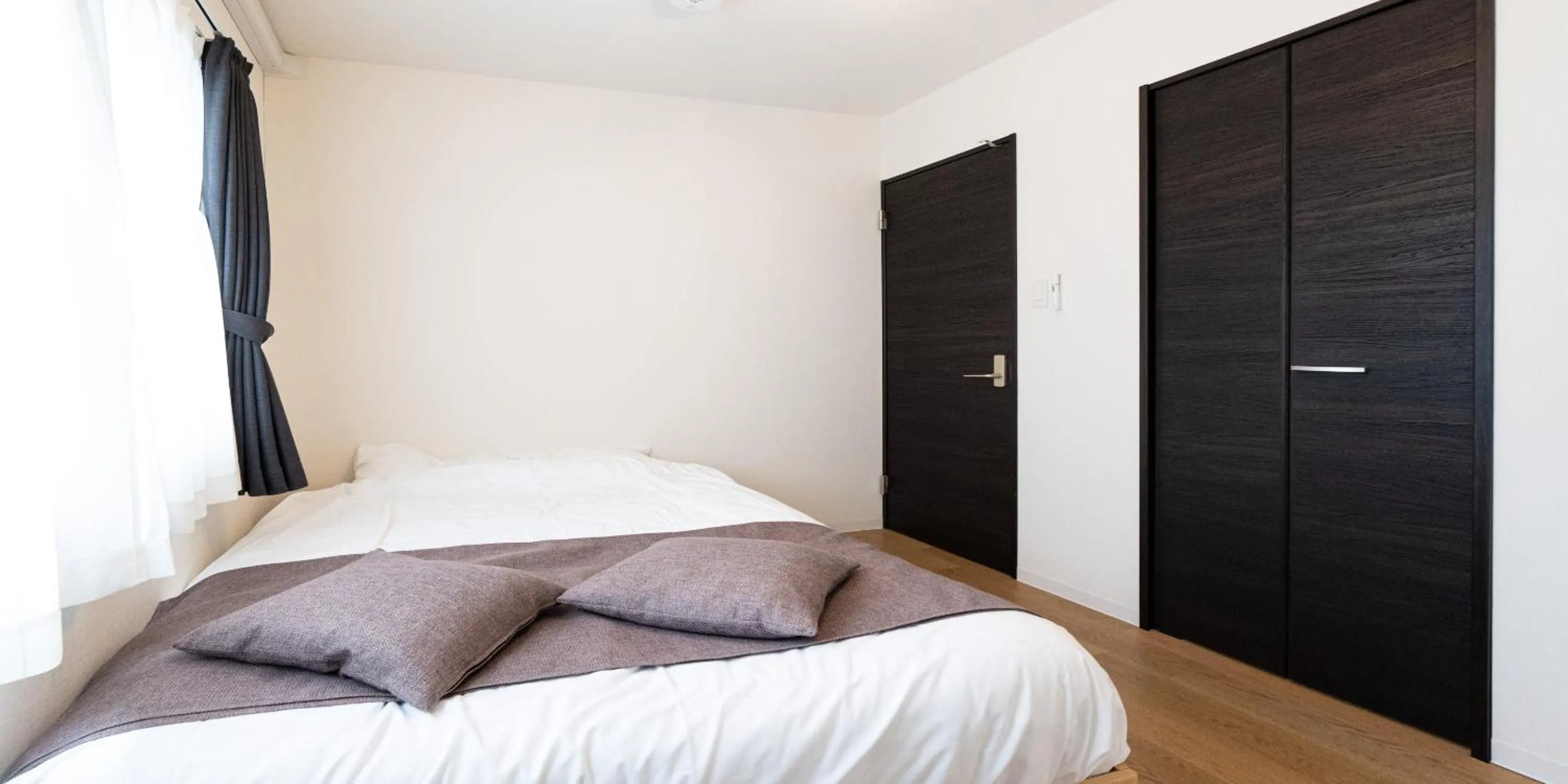 Bedroom, Bed in UCHI Susukino 5.7