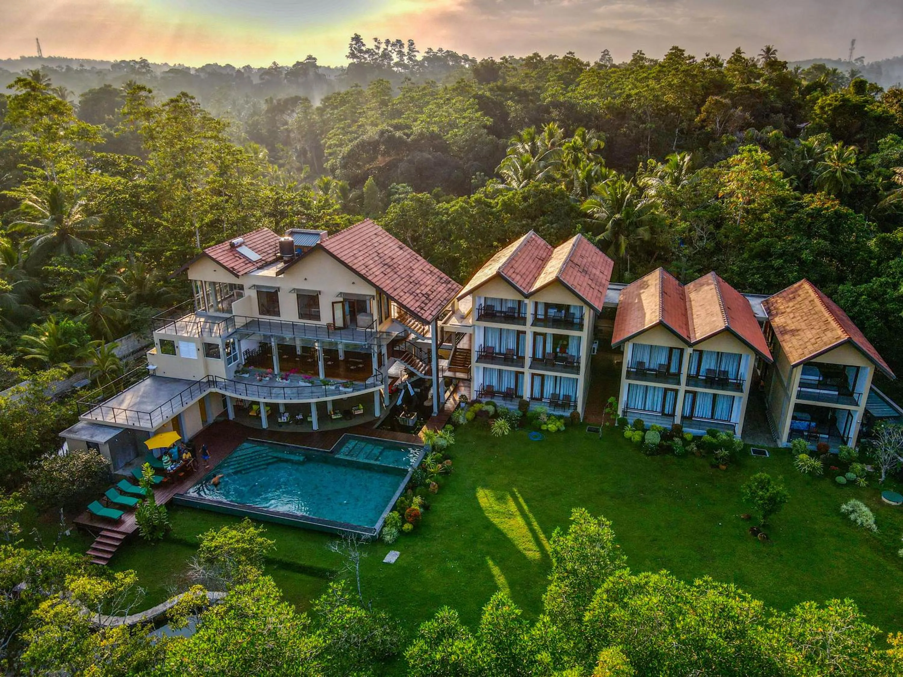 Property building in Moi Koggala by DBI - Free drop off to the beach