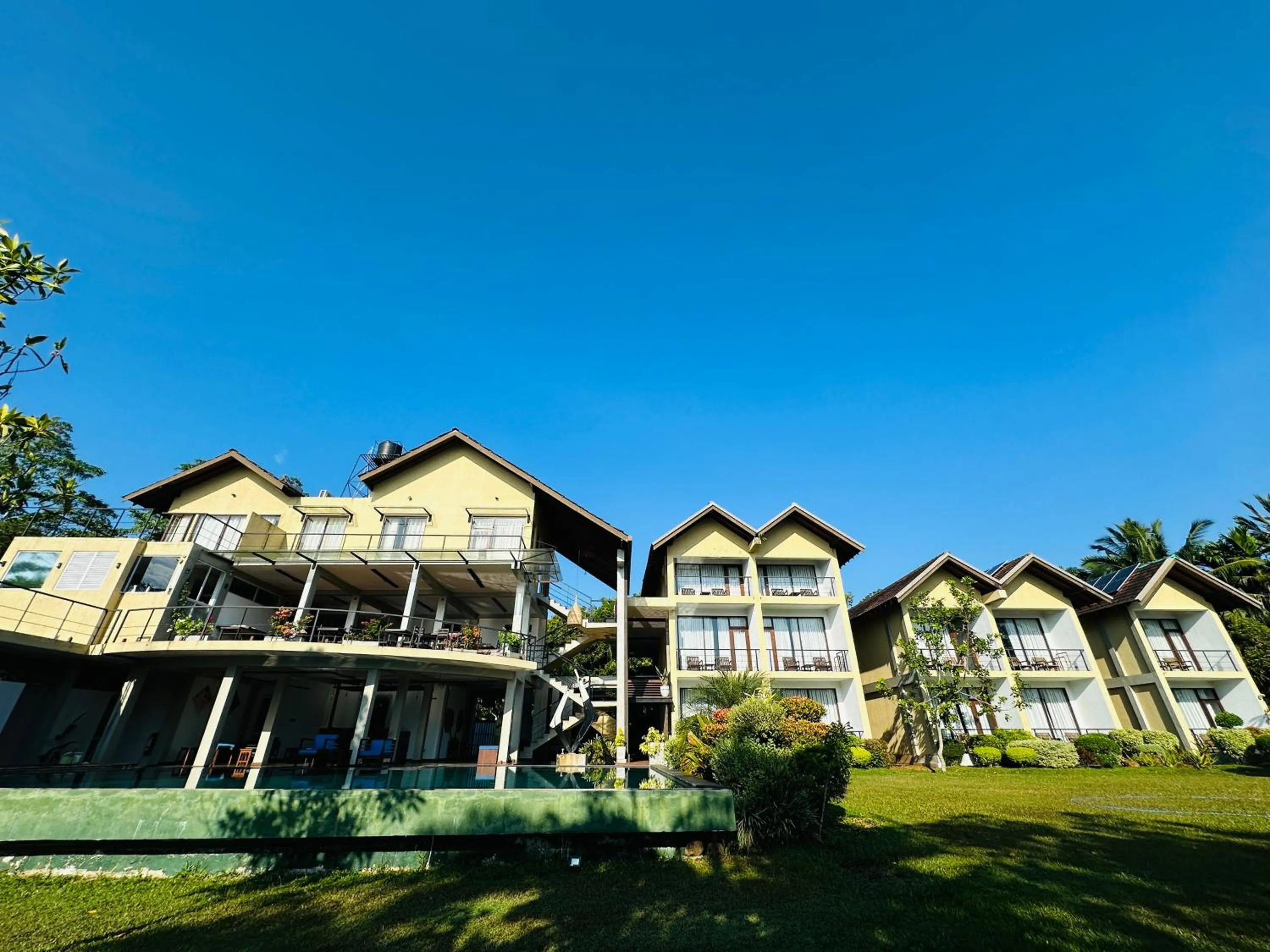 Property building in Moi Koggala by DBI - Free drop off to the beach