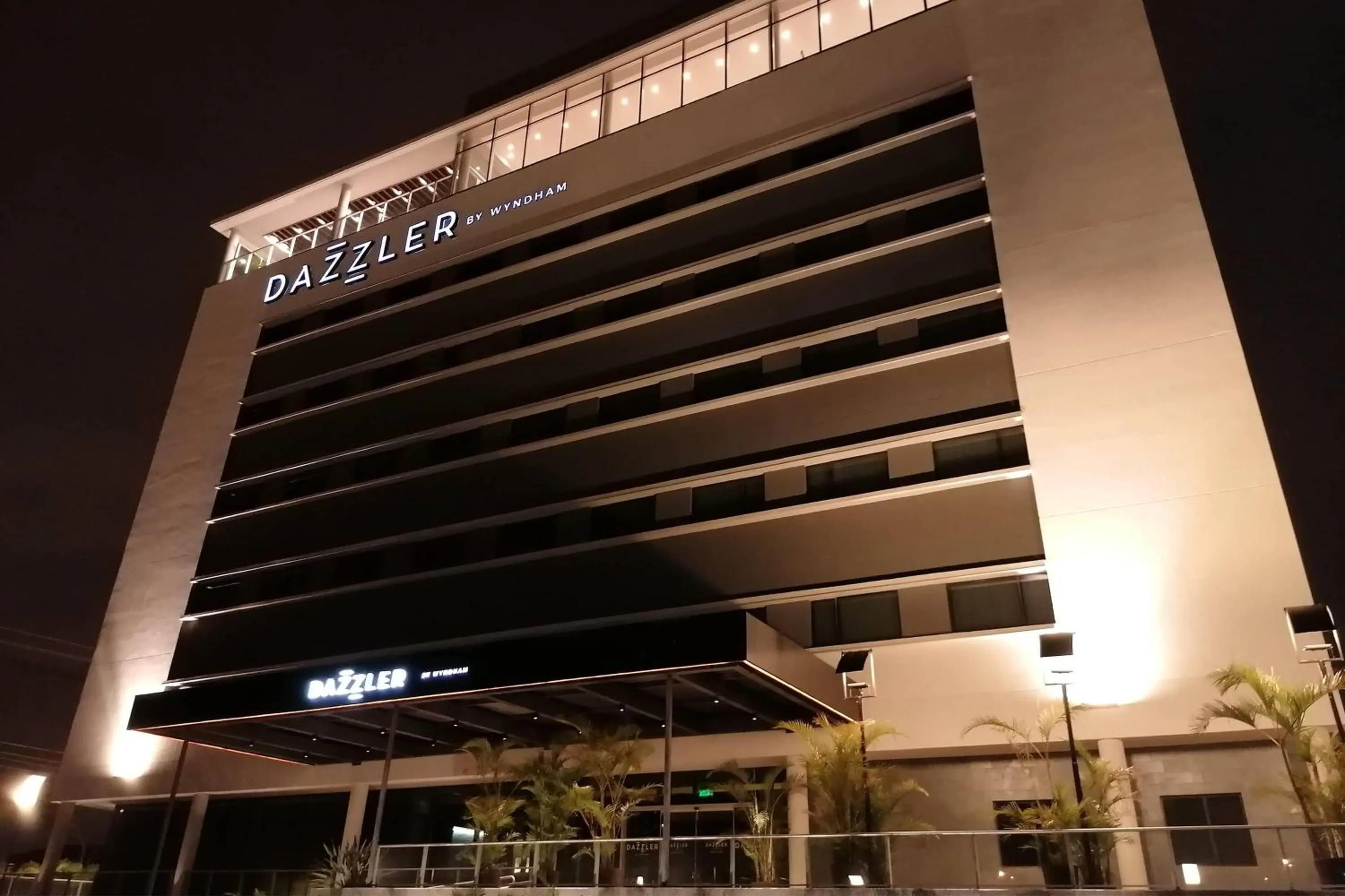 Property building in Dazzler by Wyndham Ciudad del Este