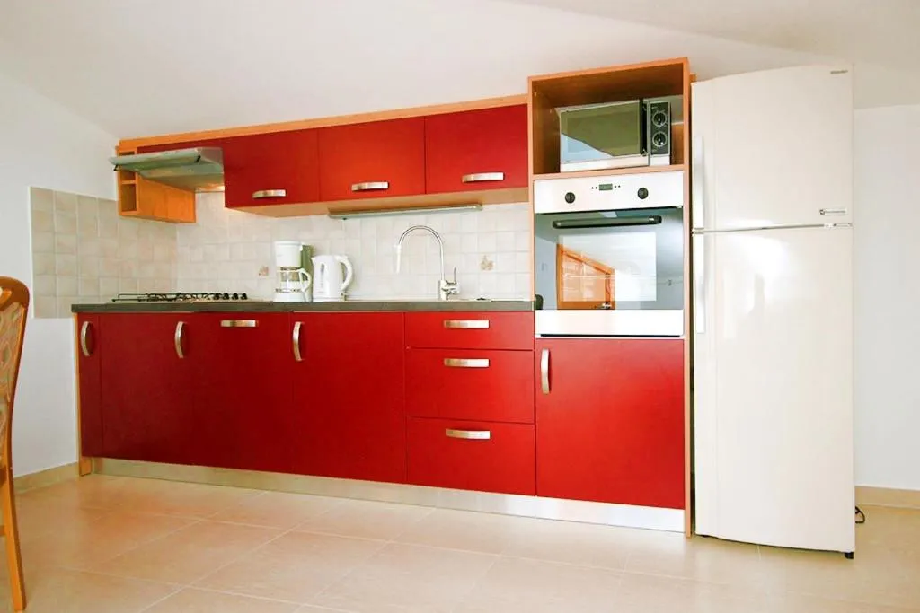 Kitchen or kitchenette in Istriensonne - Apartments Veruda mit Grillterrasse