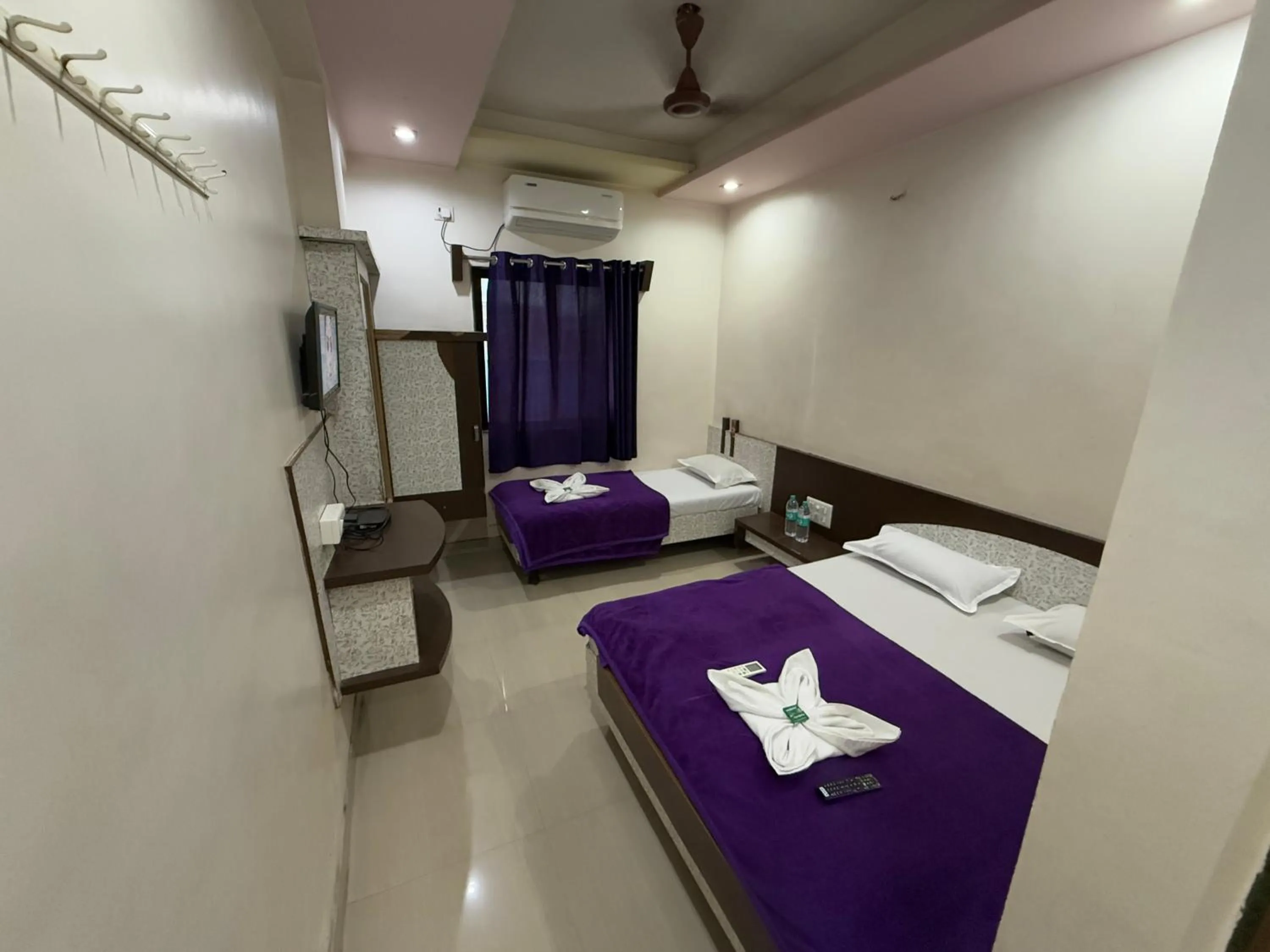 Bedroom, Bed in Hotel Temple Sai