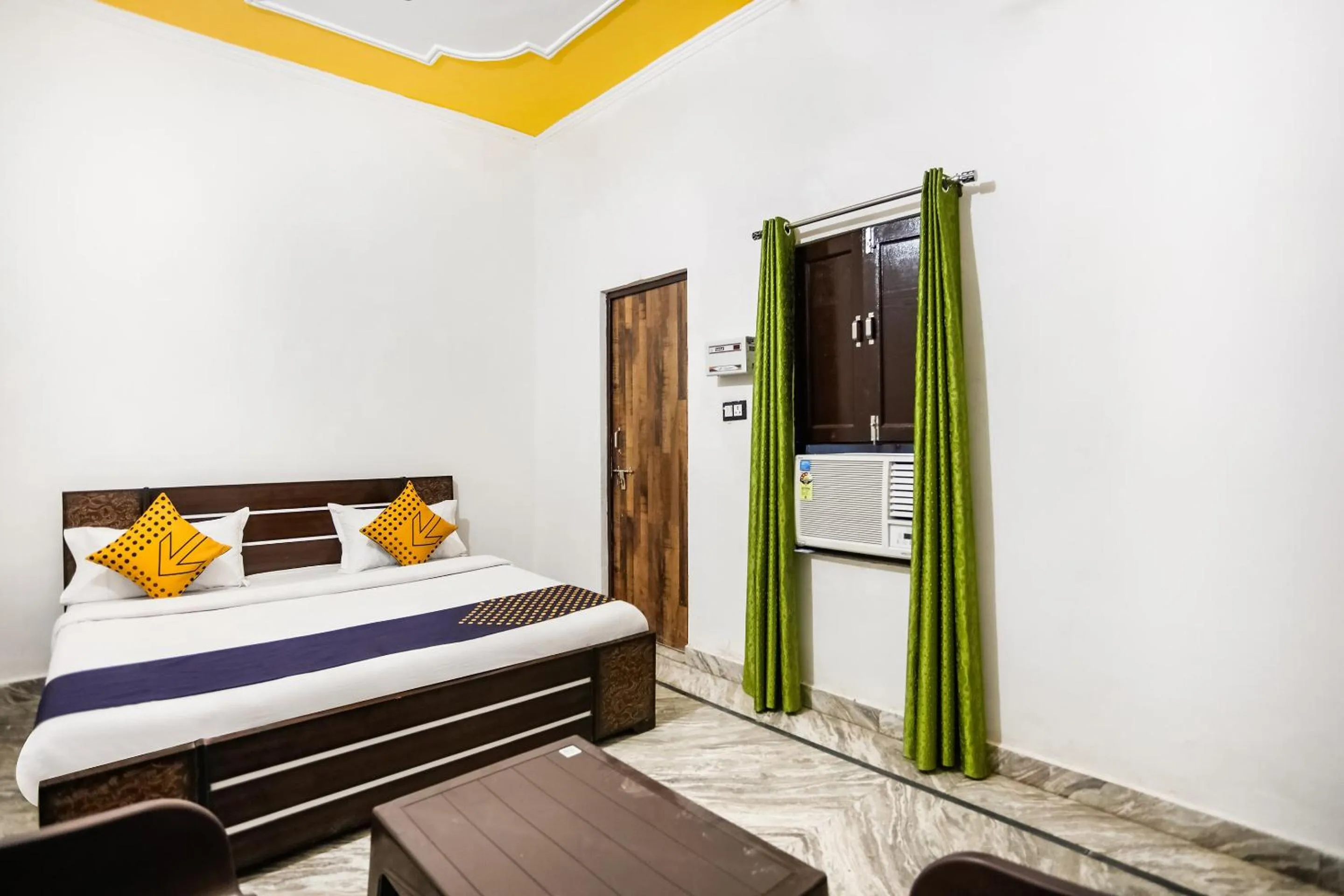 Hotel O by OYO Dollar