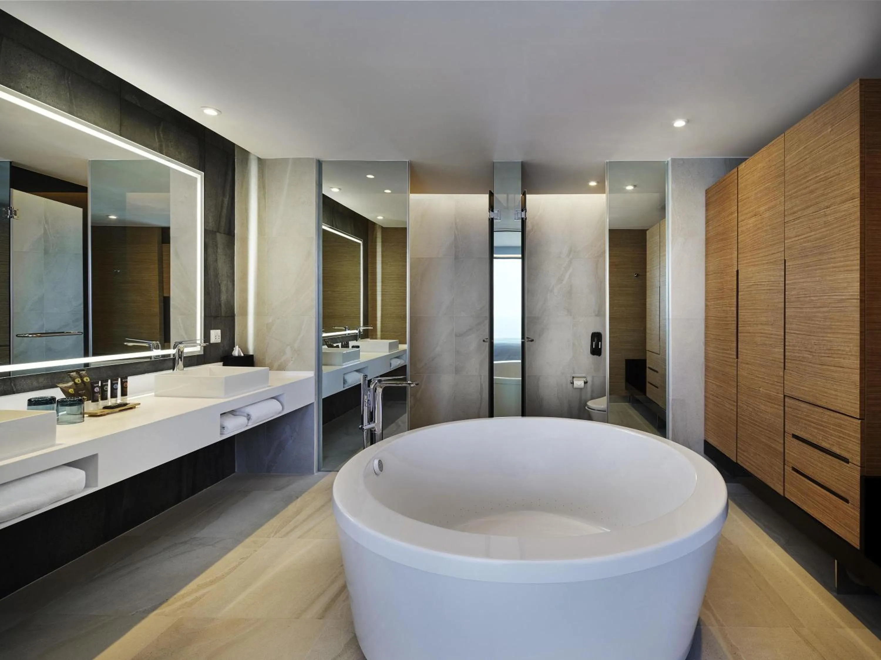 Bedroom in Novotel Marina Sriracha