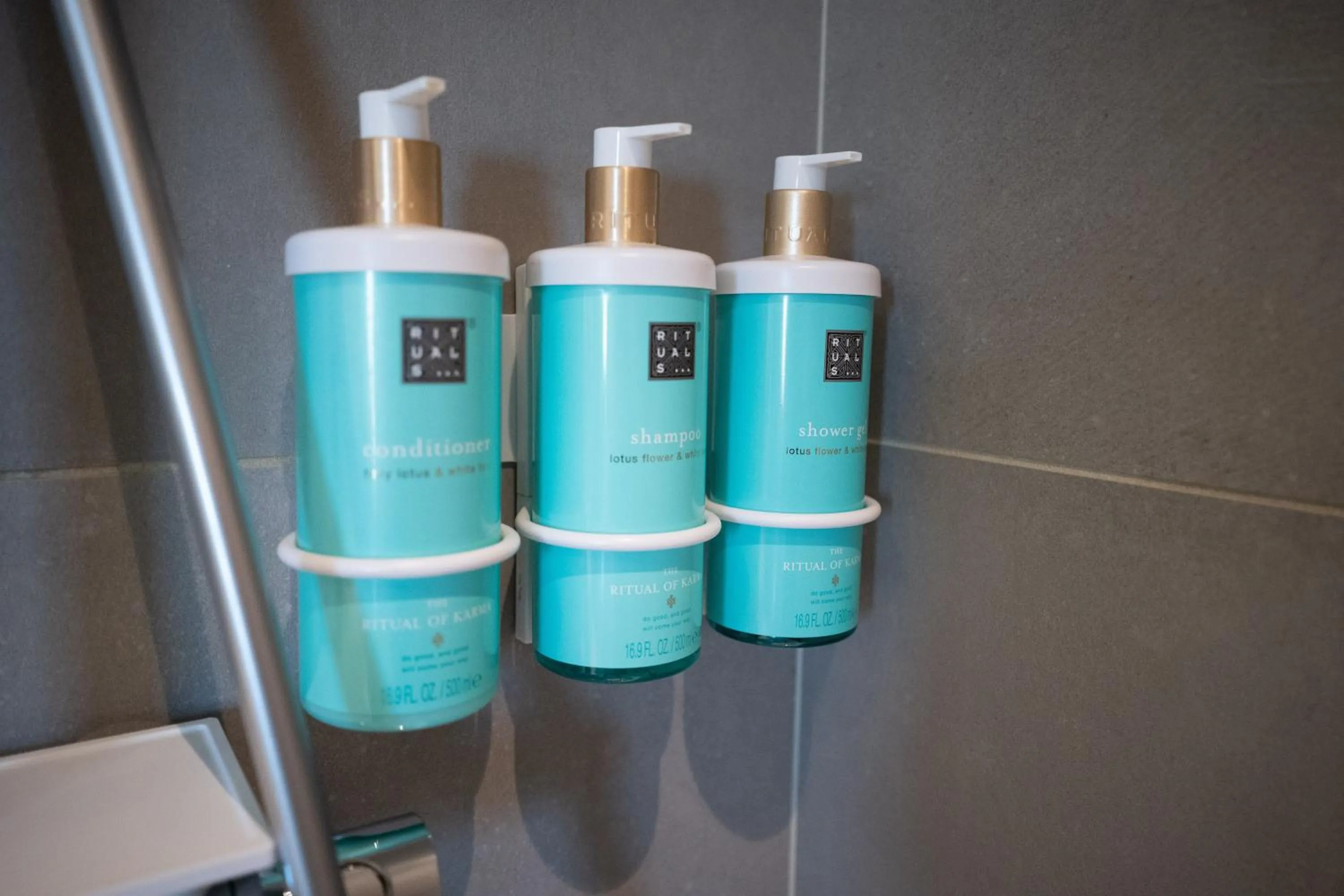 Bathroom in Novotel Angers Centre Gare