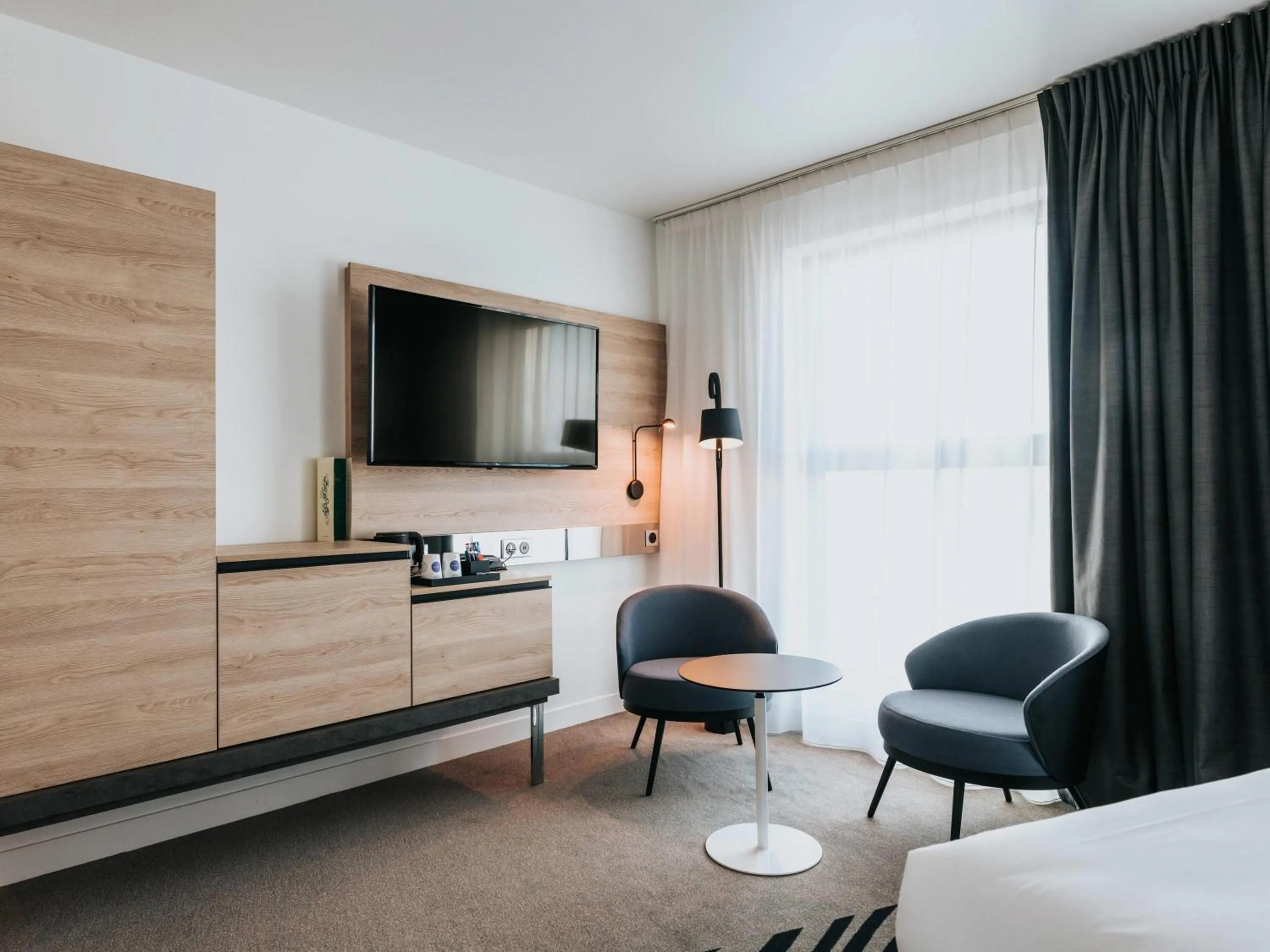 Bedroom, Bed in Novotel Angers Centre Gare