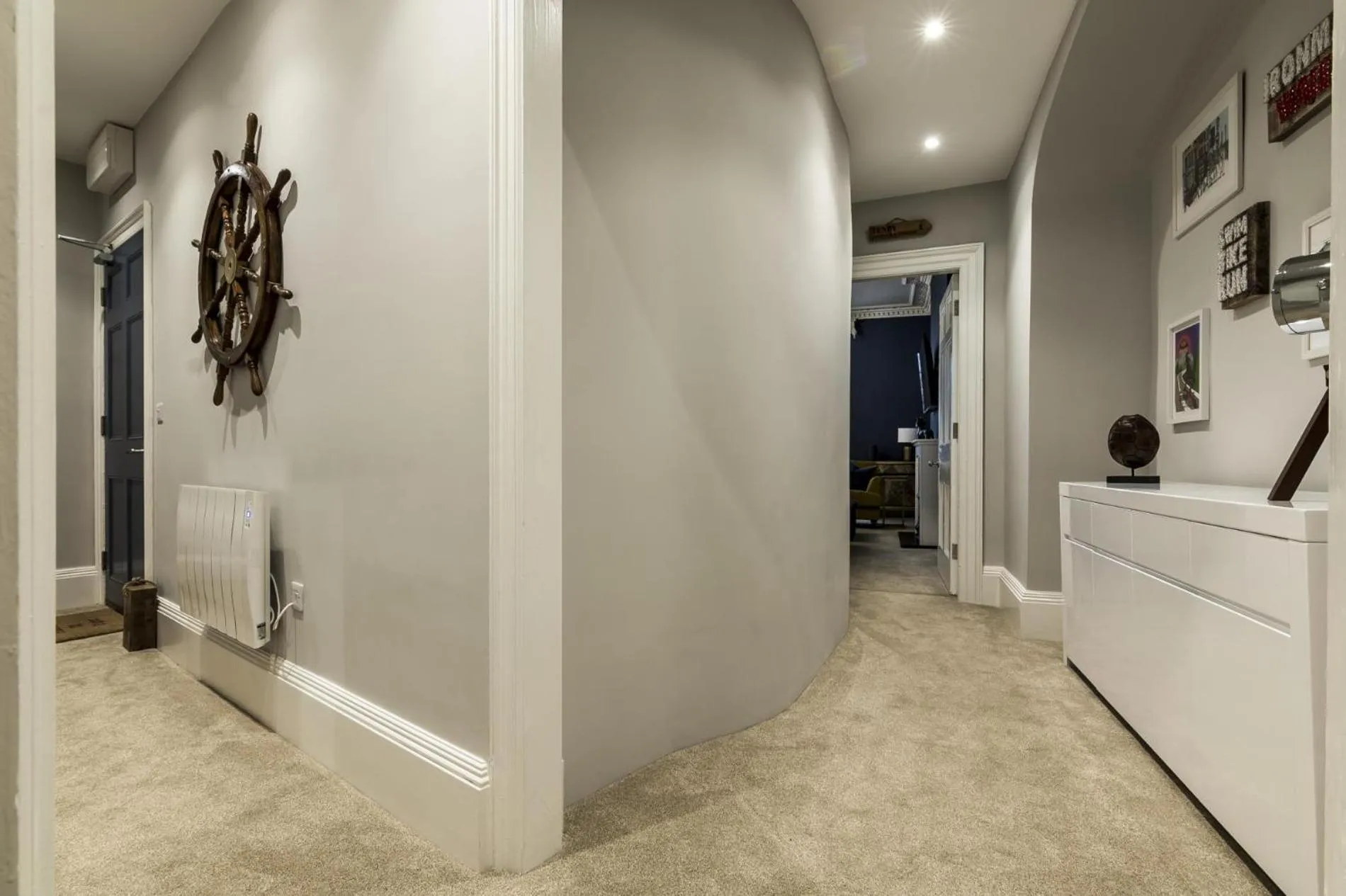 Floor plan in Pieces of Eight - 2 Bedroom Apartment - Tenby - (Windsor House)