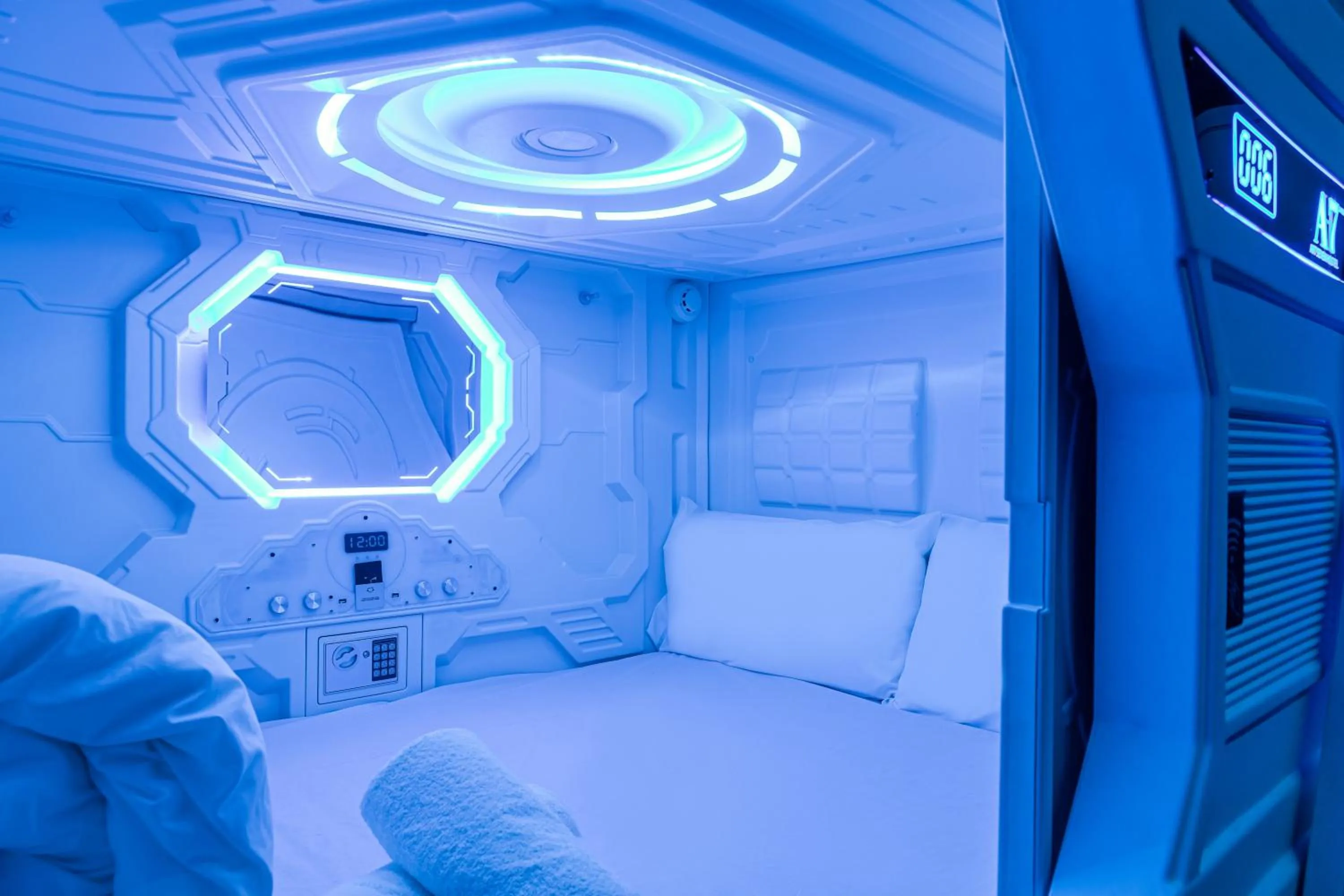 Bed in Art Seven Hostel Capsules