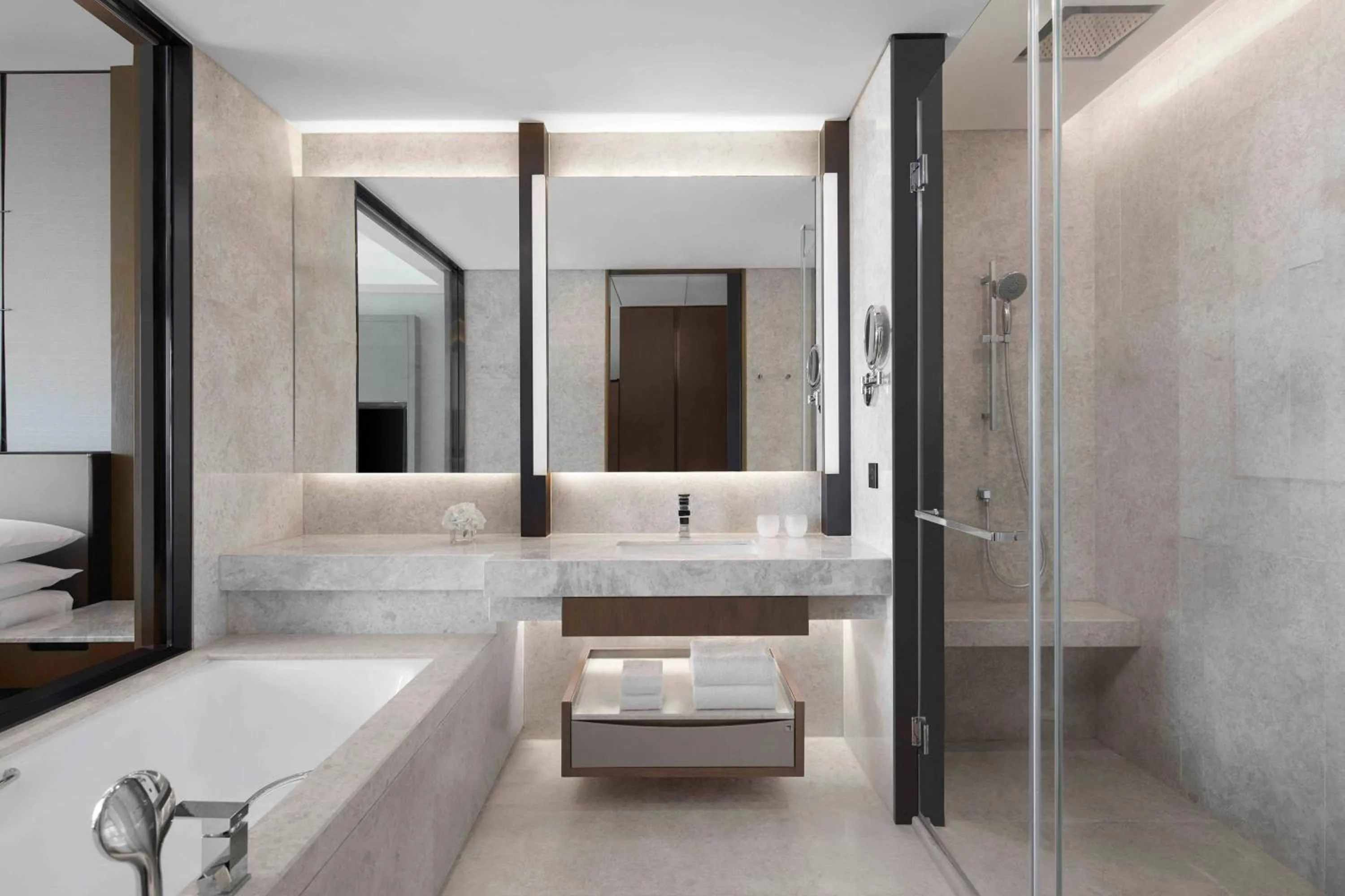 Shower in Jiaxing Marriott Hotel