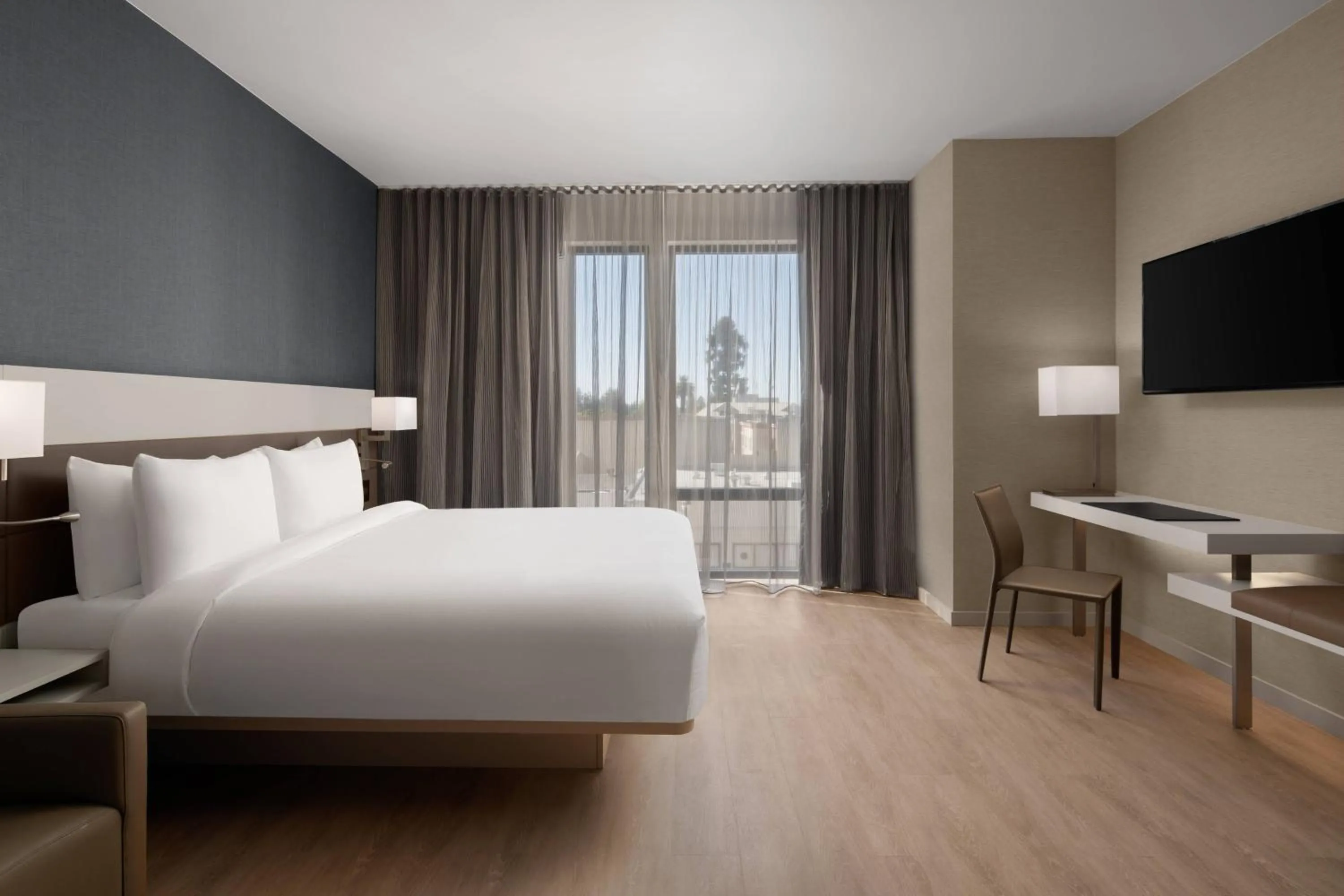 Photo of the whole room, Bed in AC Hotel by Marriott Santa Rosa Sonoma Wine Country