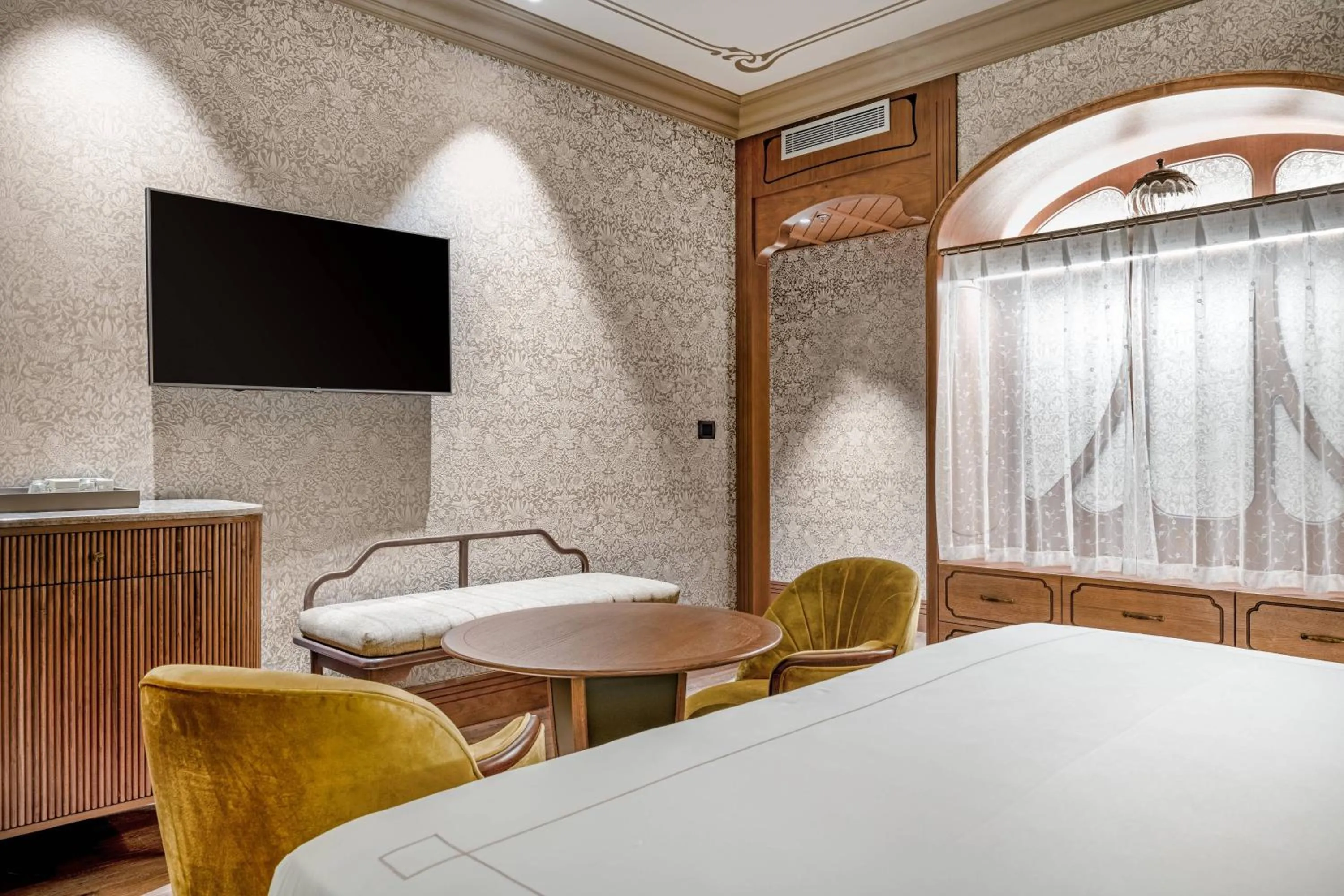 Photo of the whole room, Bed in Palacio Santa Clara, Autograph Collection