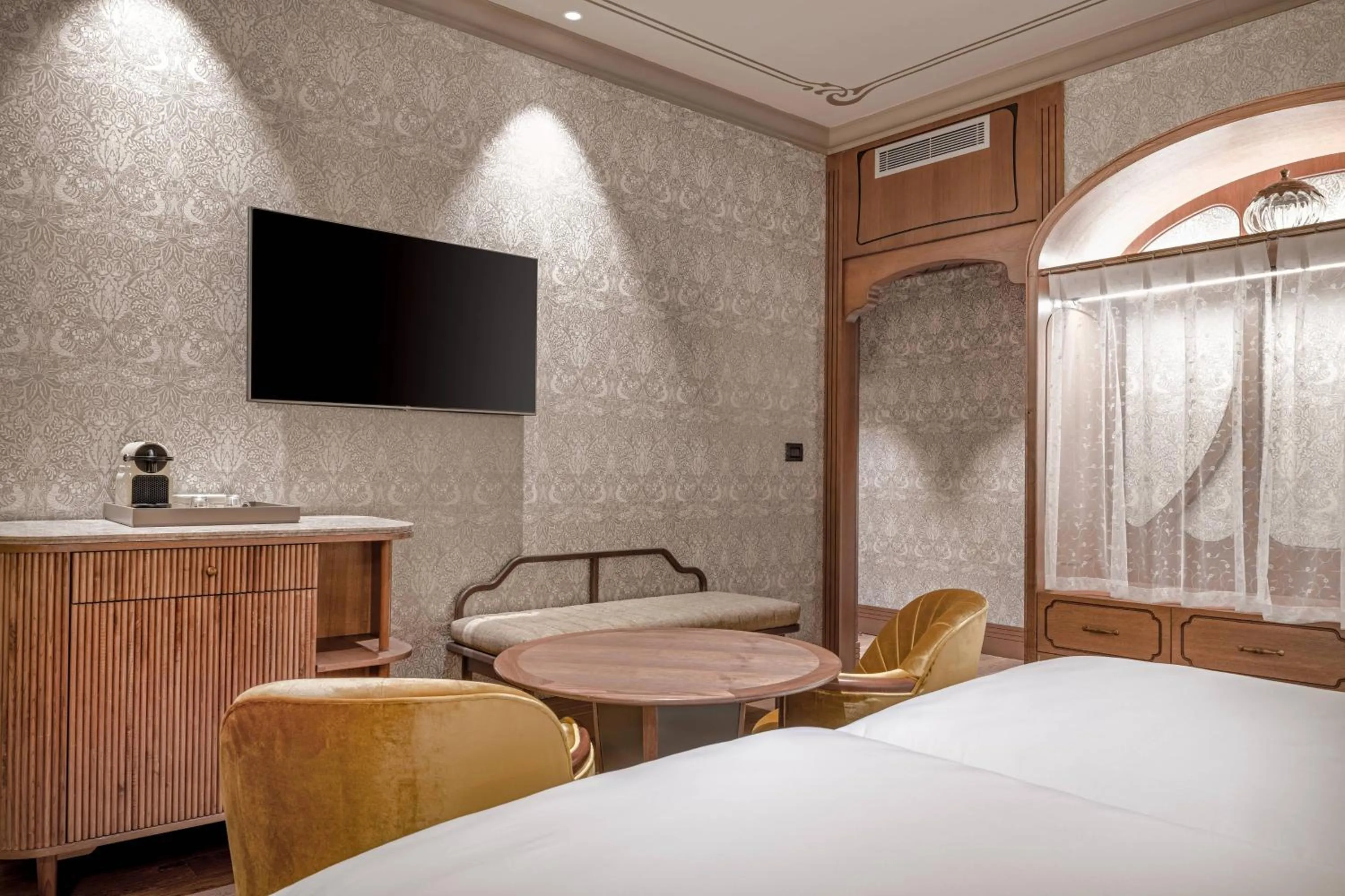 Photo of the whole room, Bed in Palacio Santa Clara, Autograph Collection