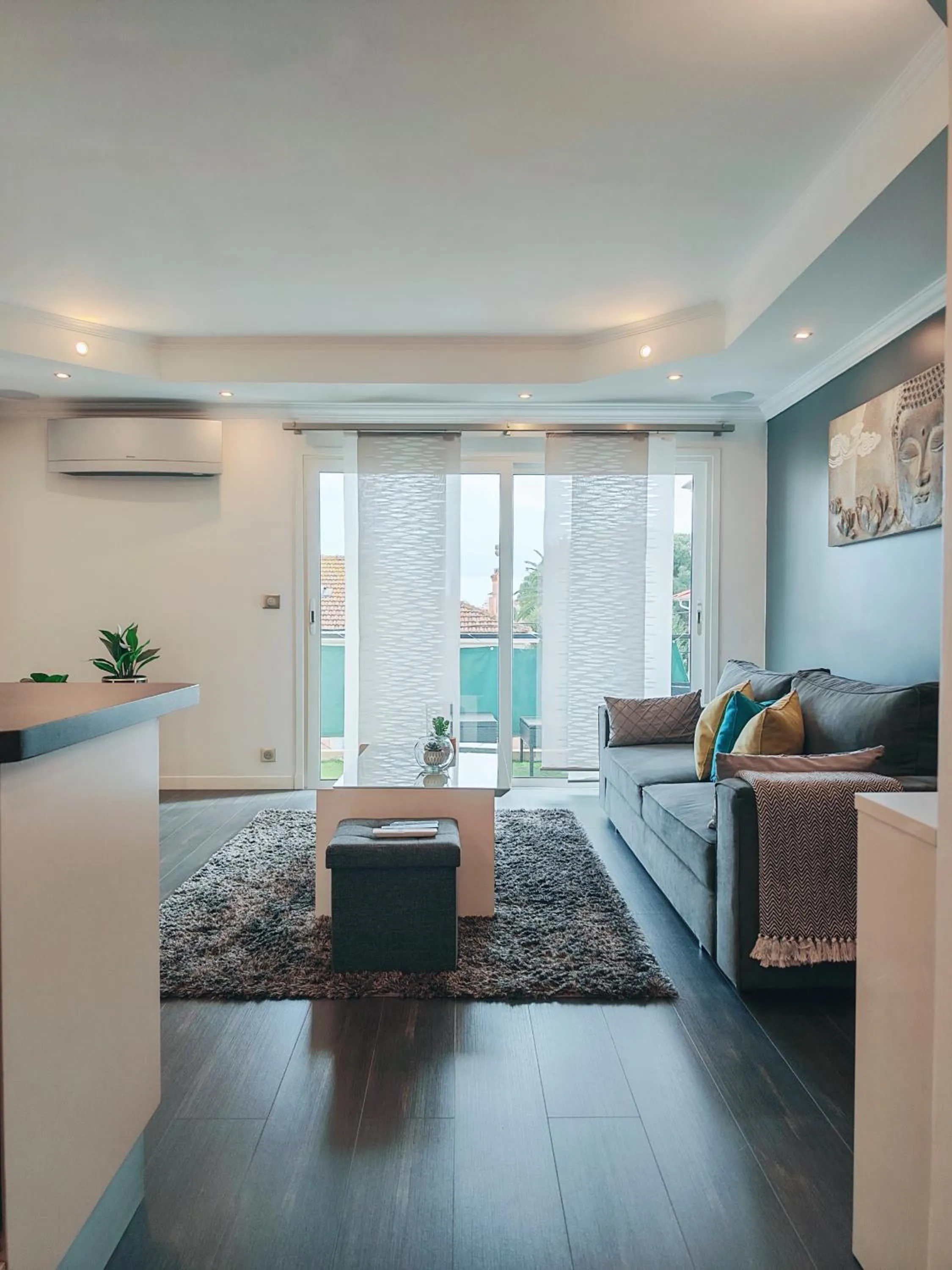 Living room in Magnifique appartement le Cannet,Cannes, Parking, Wifi