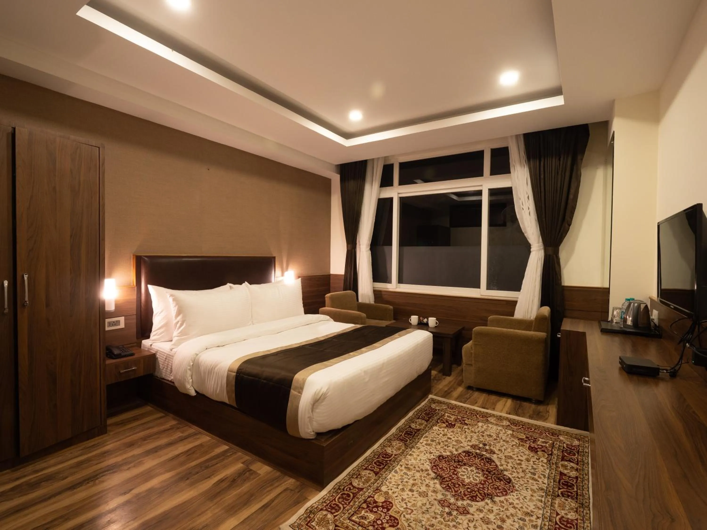 Bedroom, Bed in Sumitel Shangrila