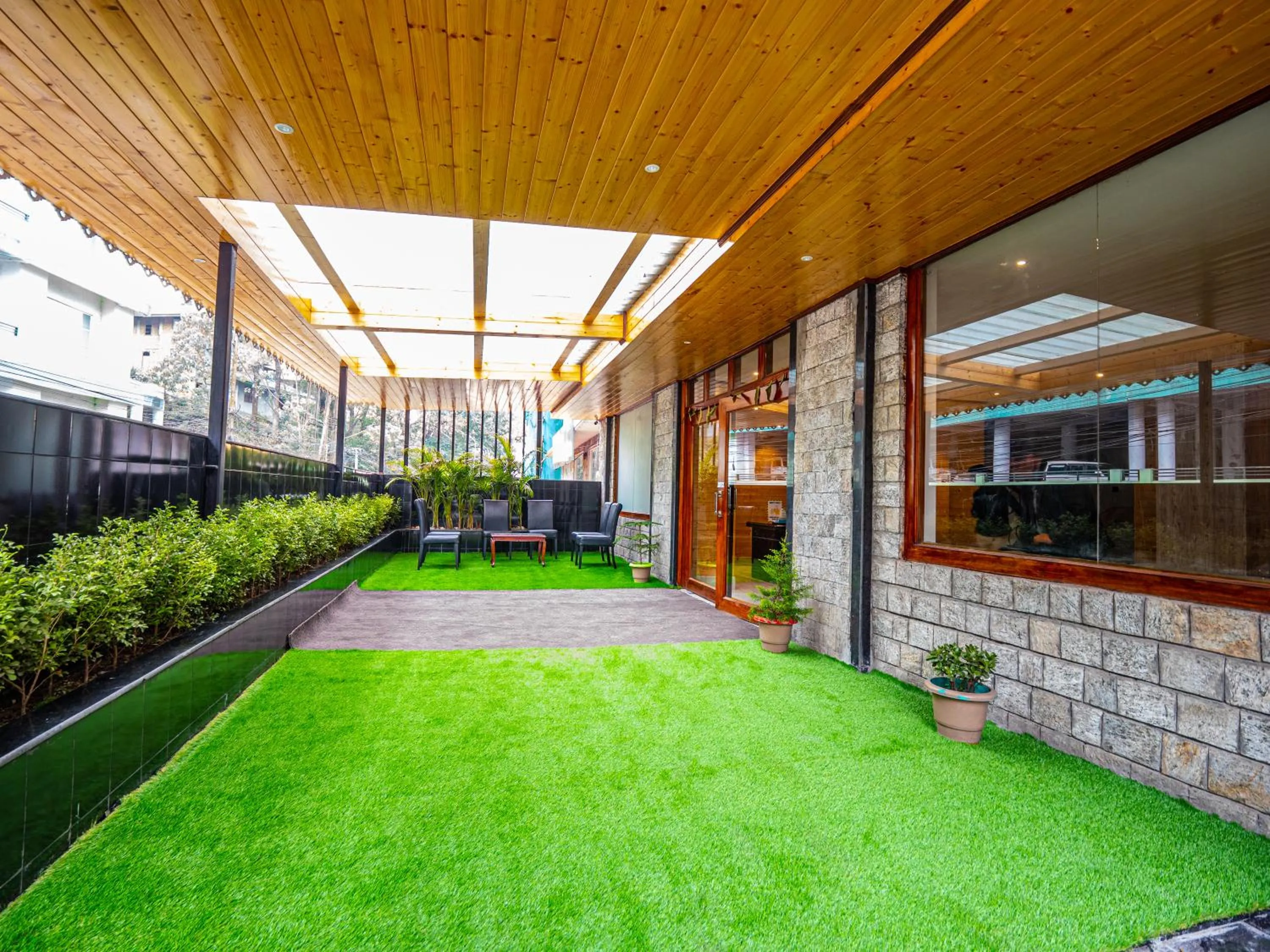 Facade/entrance in Sumitel Shangrila