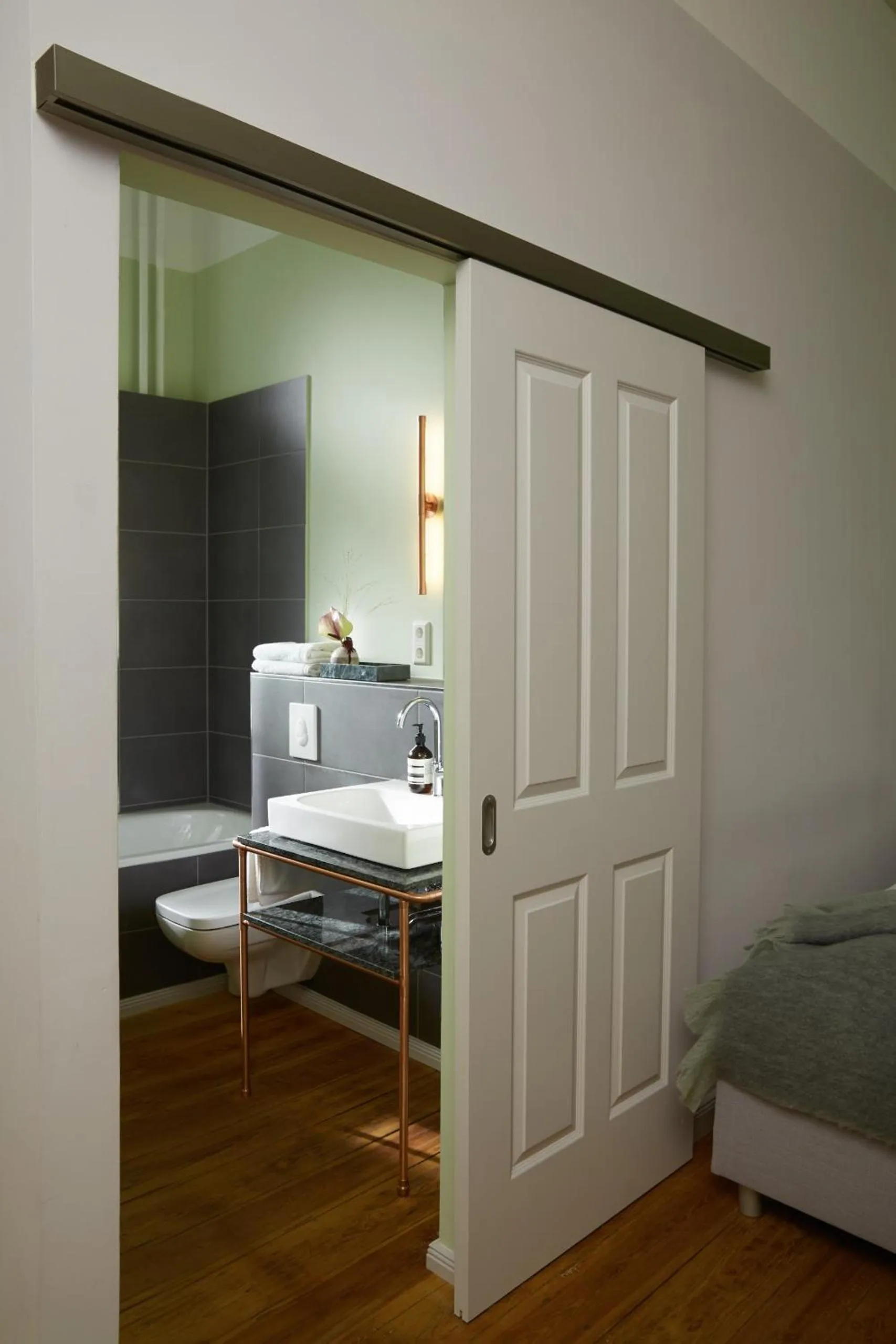 Bathroom, Bed in Wil7 Boutique Hotel