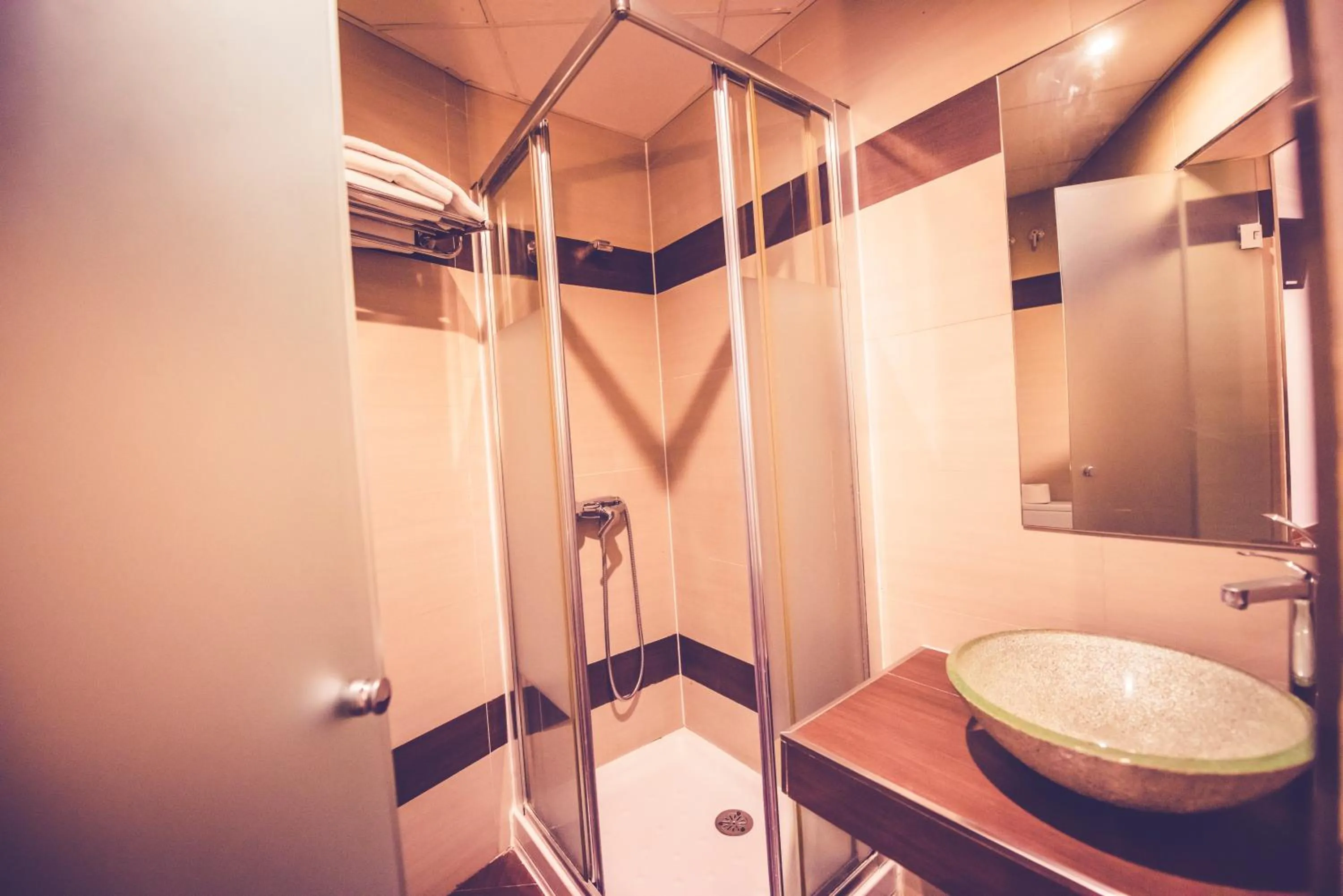 Hostal Sol Los Angeles