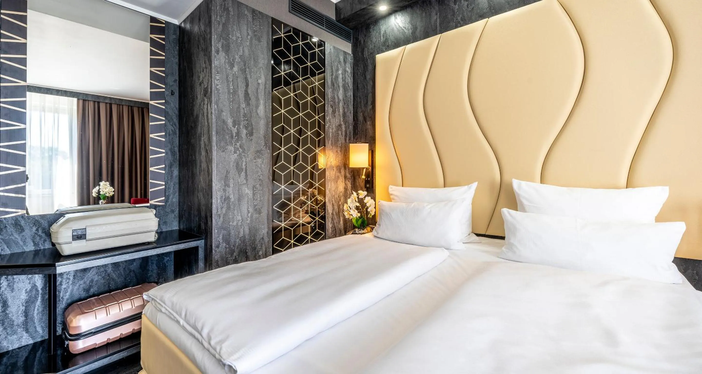 Bed in PLAZA Premium Schwerin Sure Hotel Collection by Best Western