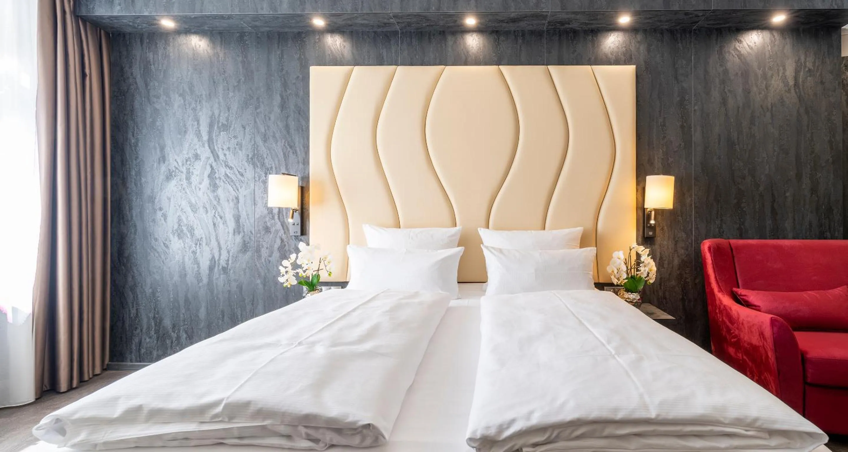 Bed in PLAZA Premium Schwerin Sure Hotel Collection by Best Western