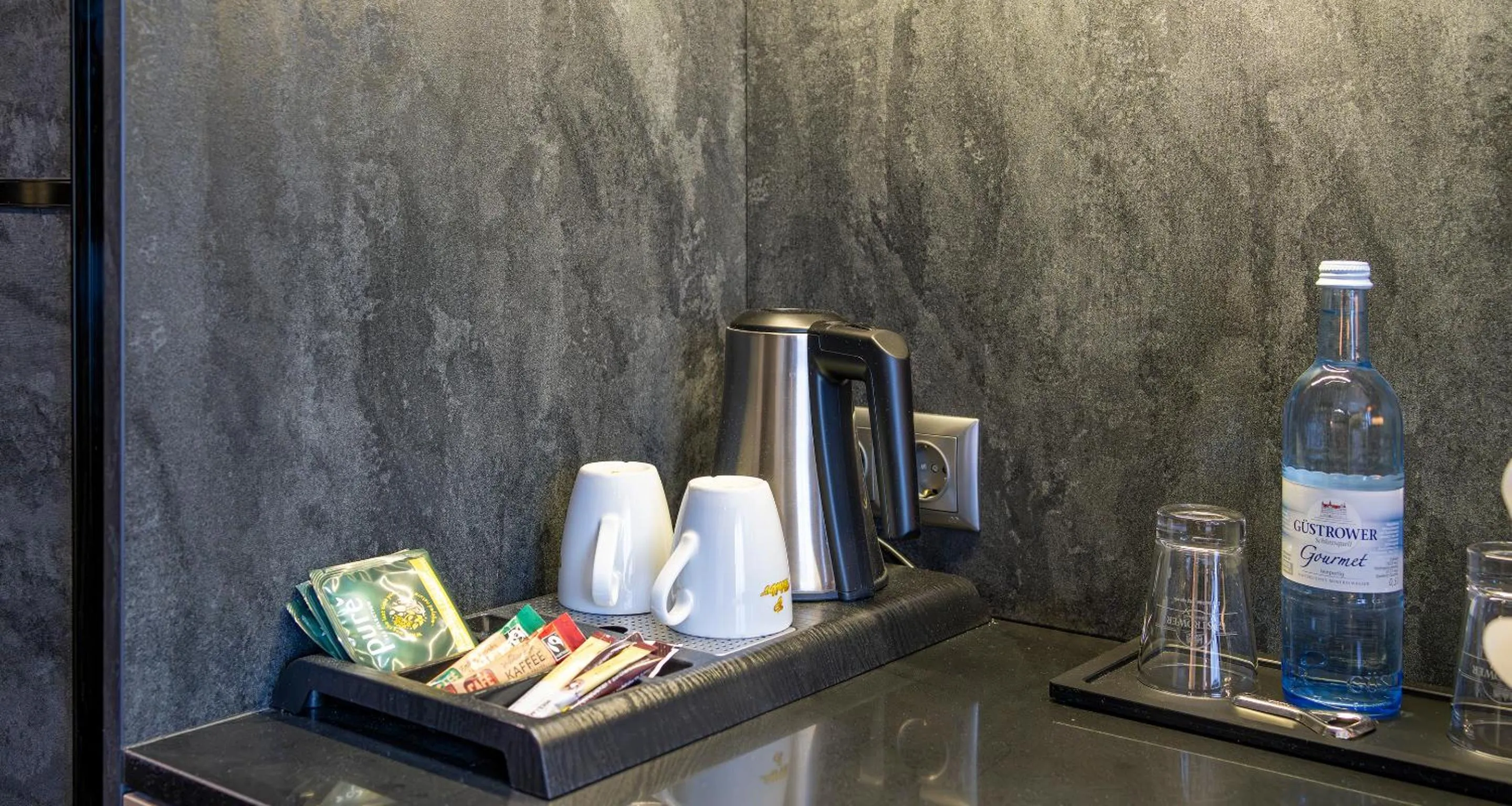Coffee/tea facilities in PLAZA Premium Schwerin Sure Hotel Collection by Best Western