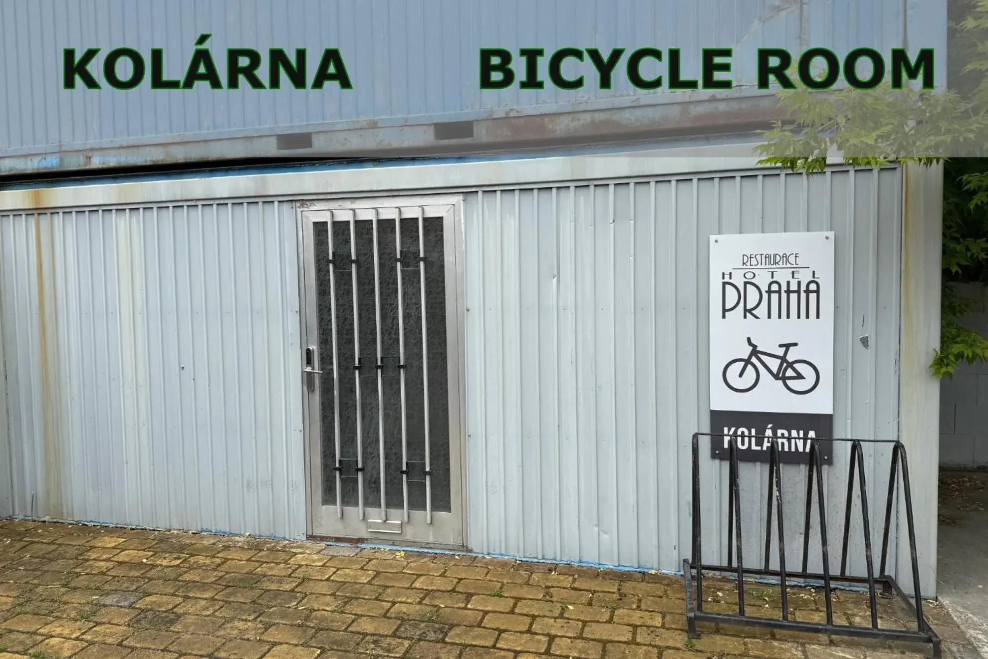 Classic Triple Room - single occupancy in Restaurace Hotel Praha Classic Triple Room - single occupancy in Restaurace Hotel Praha