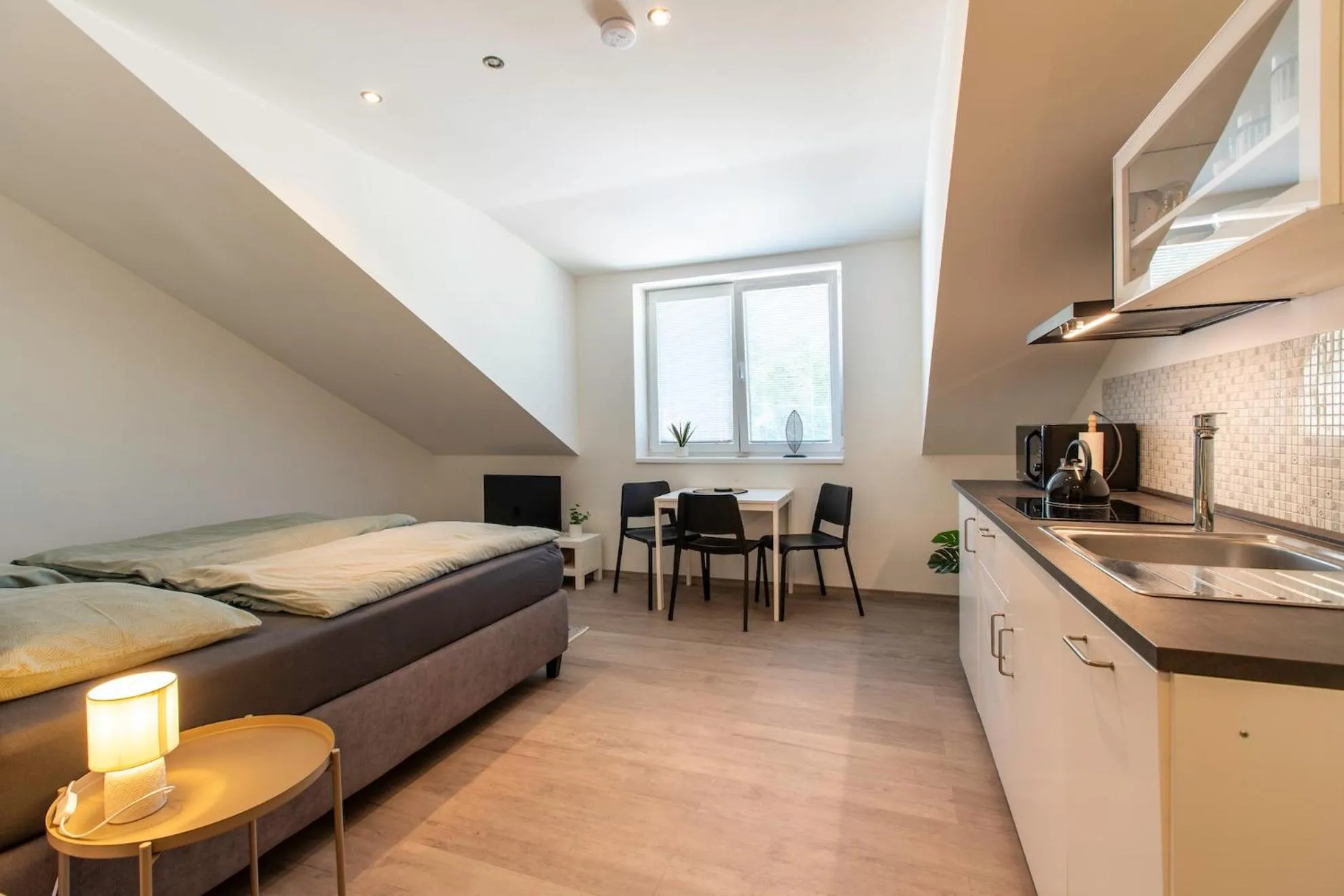 Bed in Restaurace Hotel Praha