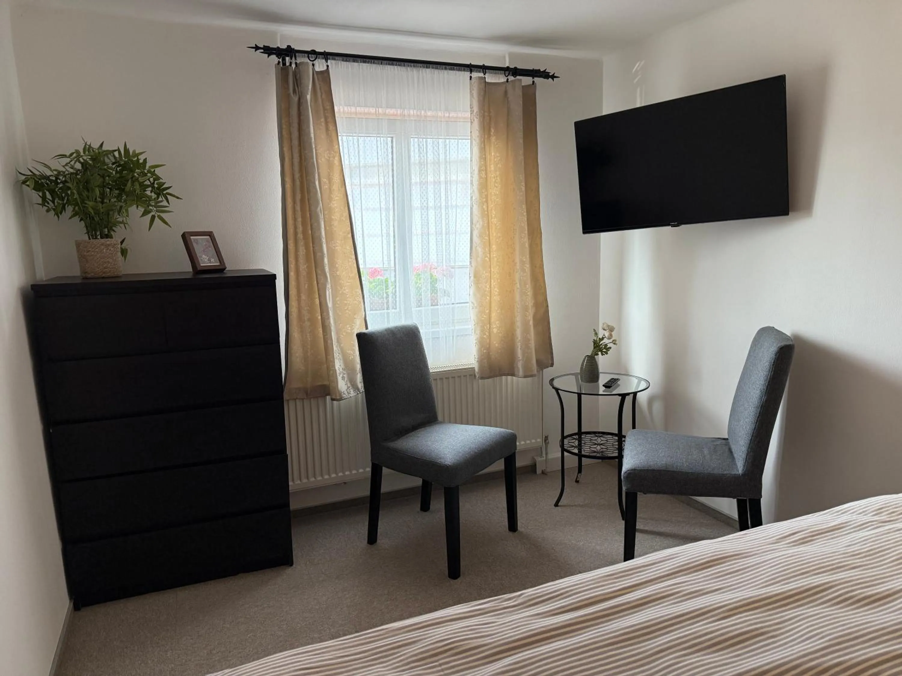 Bed in Restaurace Hotel Praha