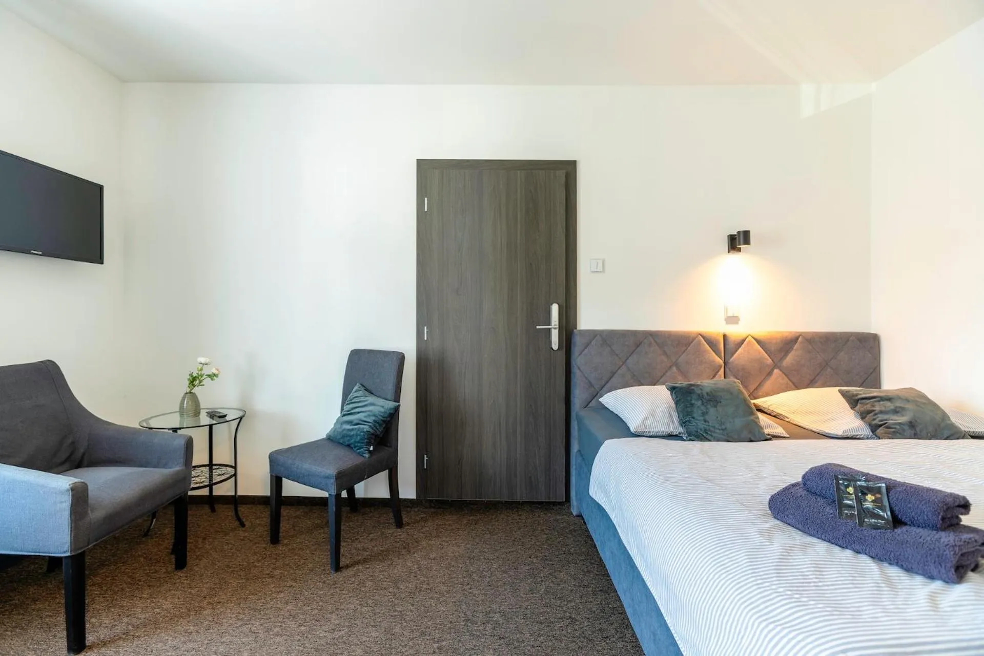 Bed in Restaurace Hotel Praha