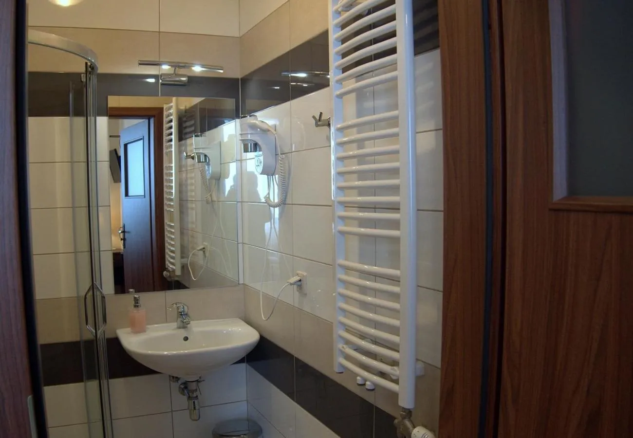Bathroom in Hotel Kochanów