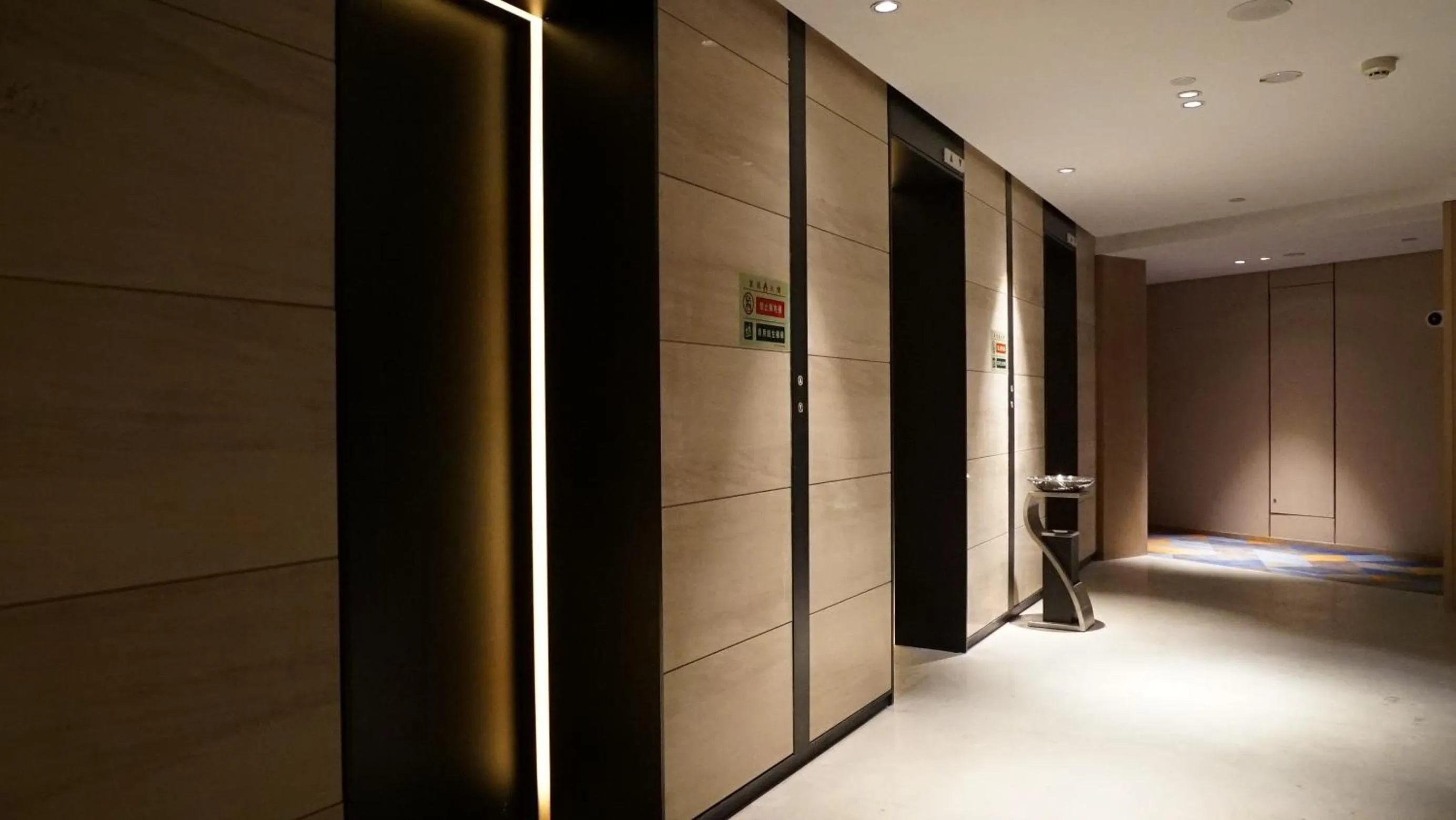 Holiday Inn Express Shenzhen Dongmen by IHG