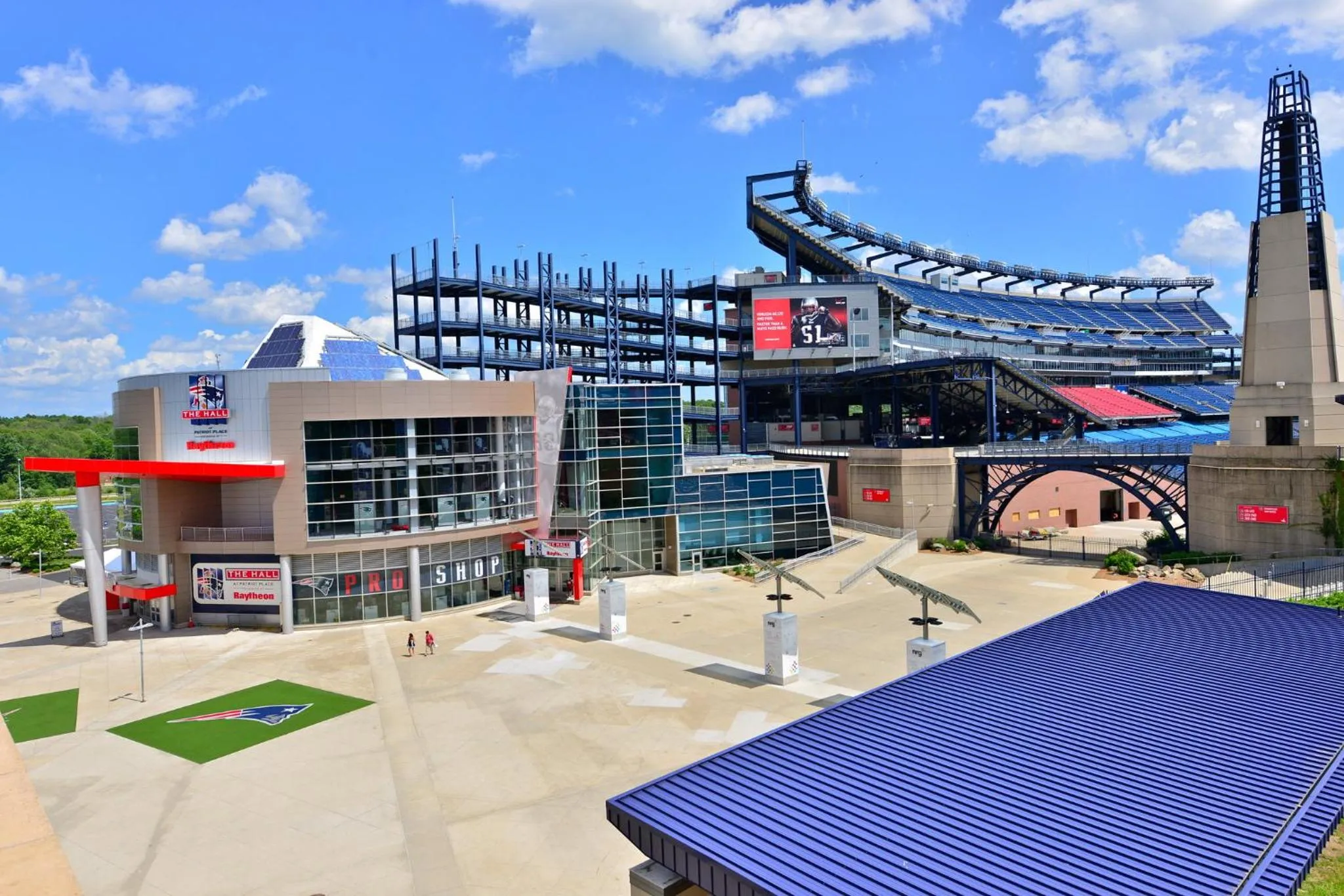 Area and facilities in avid hotel Boston Logan Airport - Revere