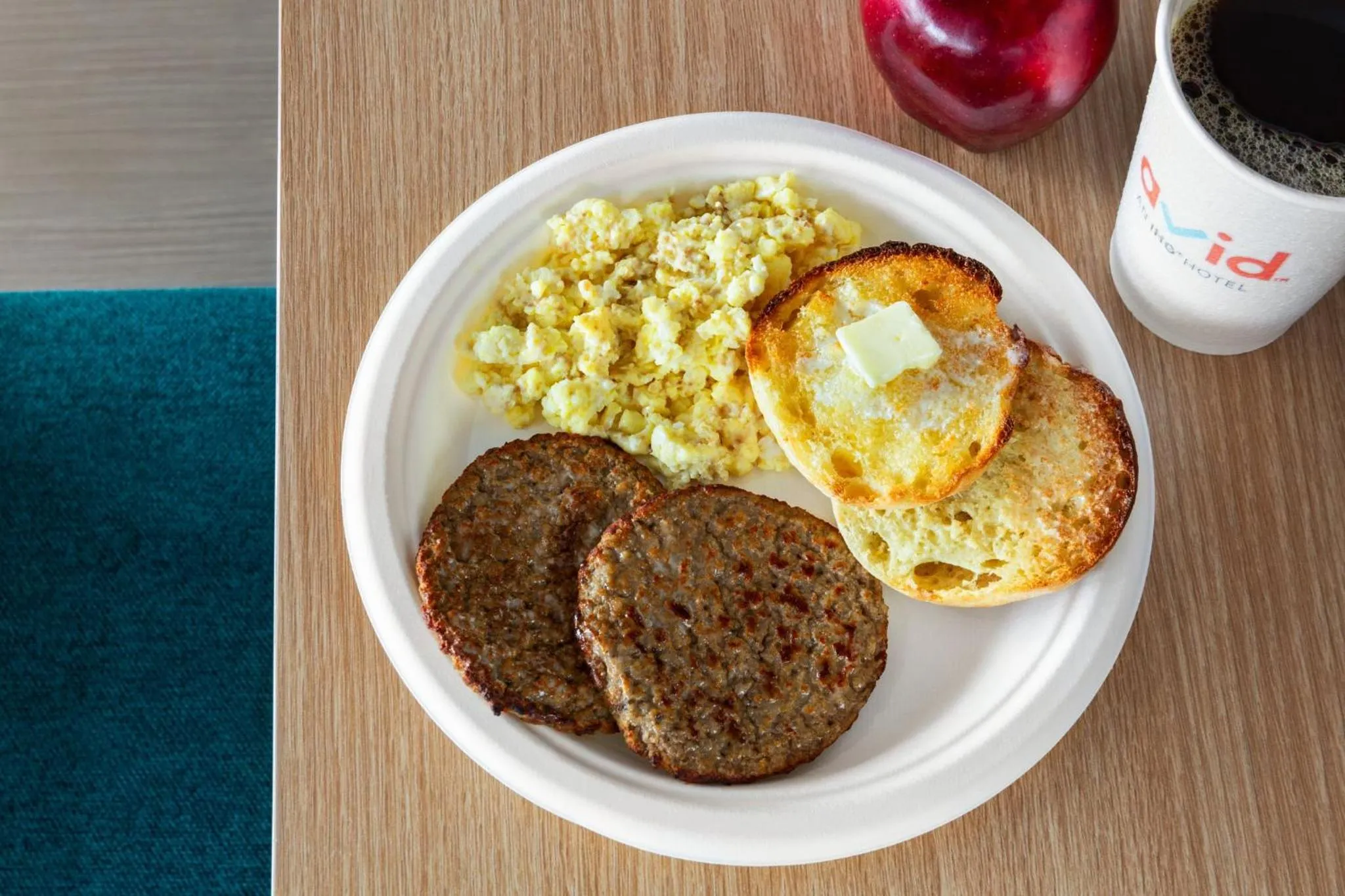 Restaurant/places to eat in avid hotel Boston Logan Airport - Revere