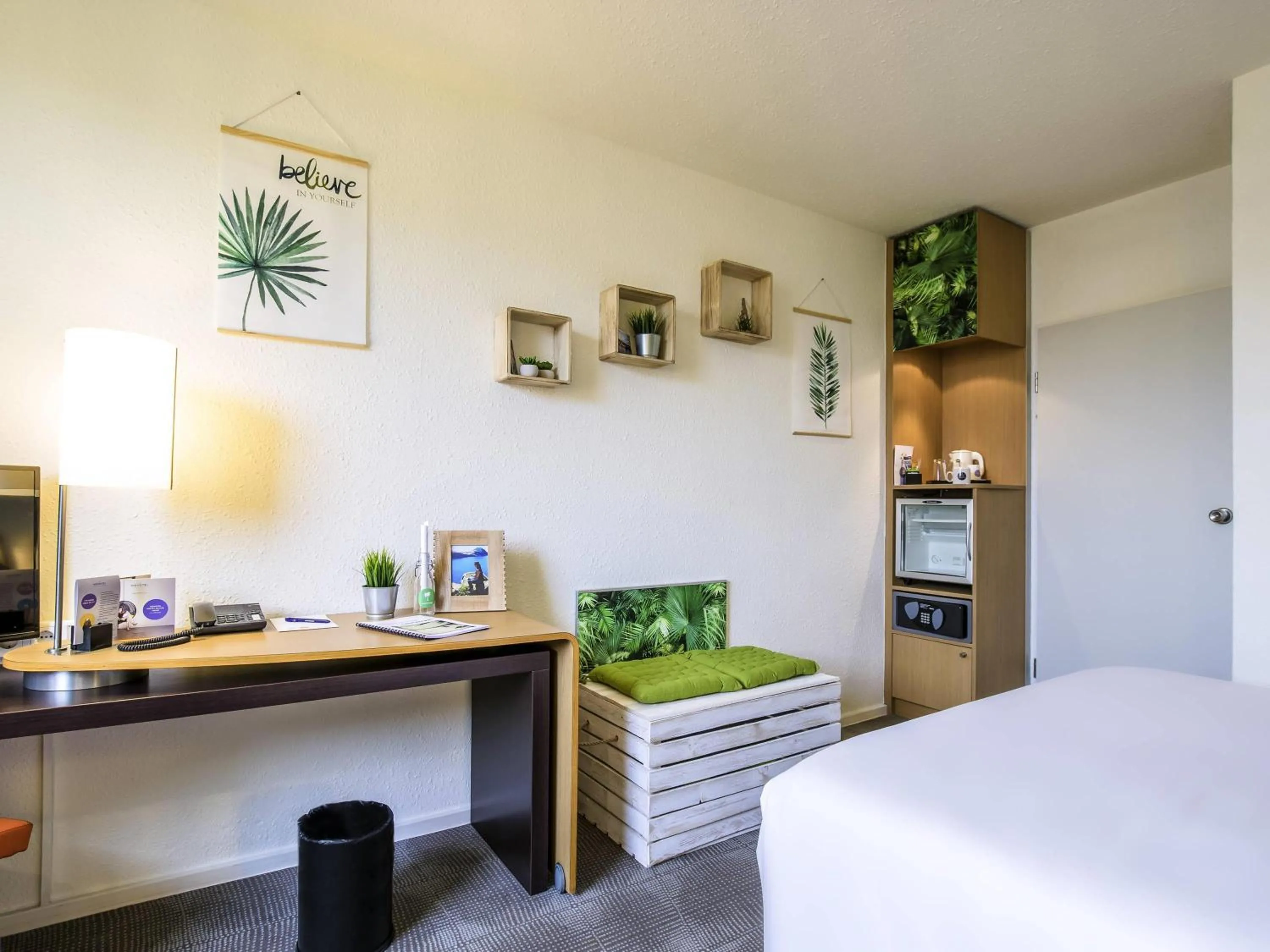 Bedroom, Bed in Novotel Frankfurt City