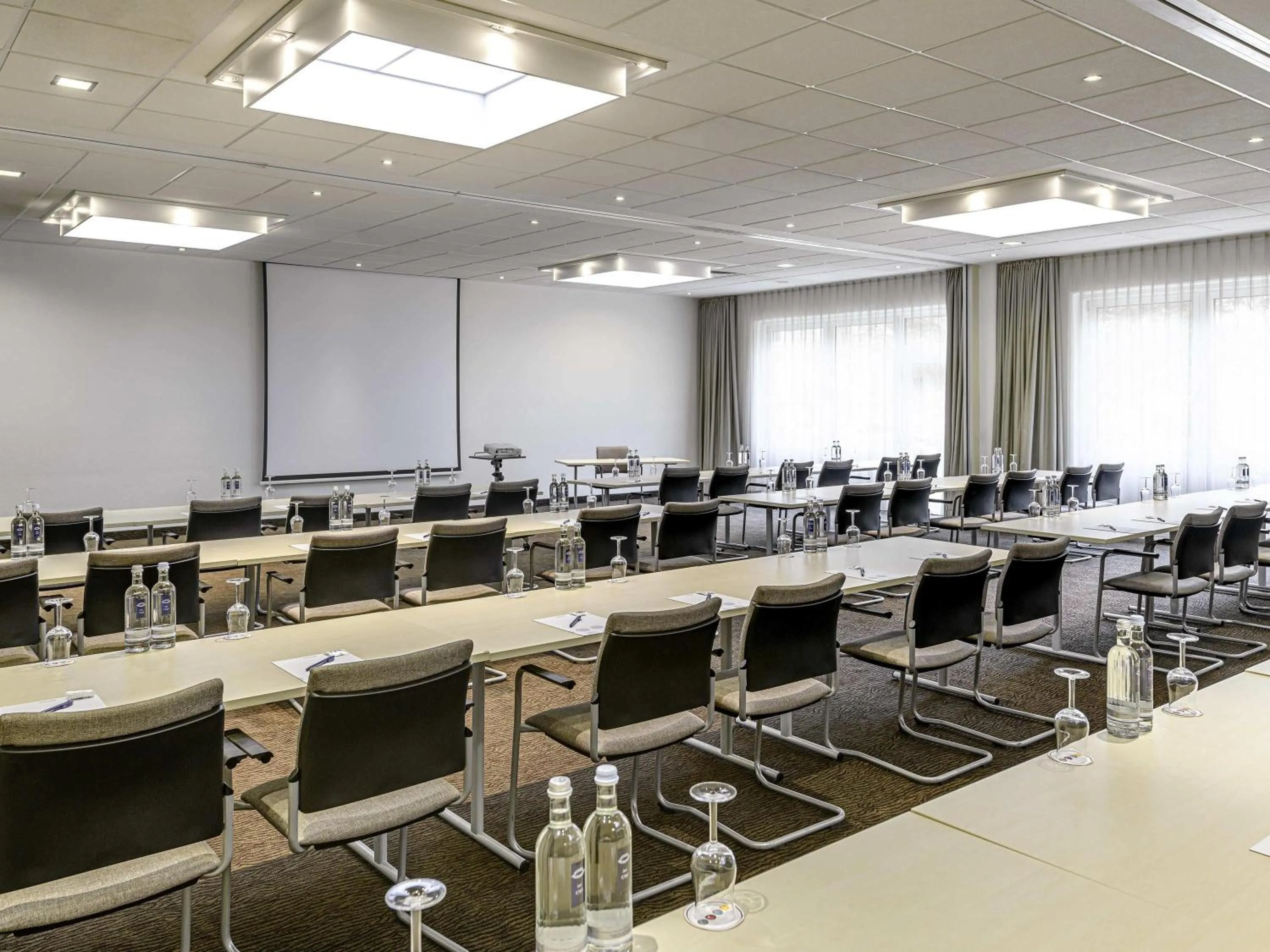 Meeting/conference room in Novotel Frankfurt City