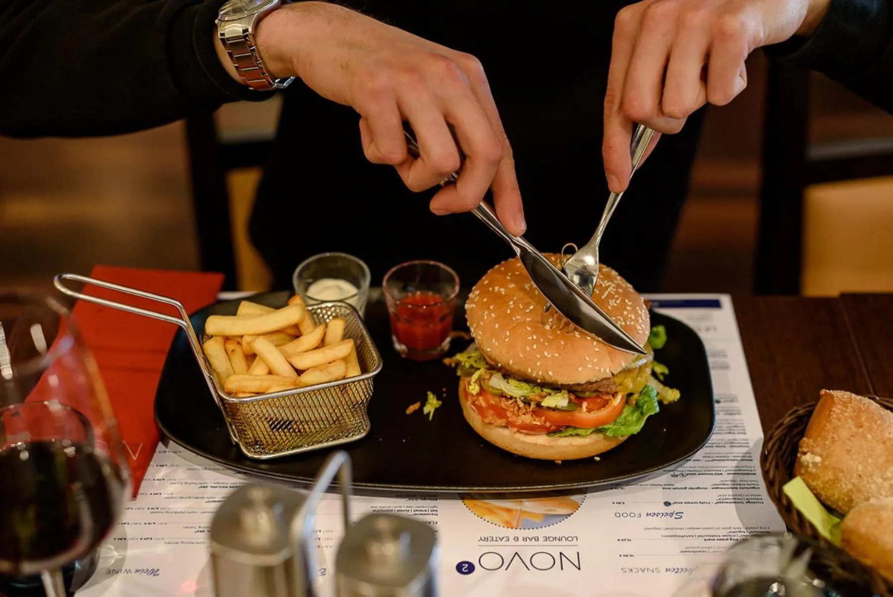 Restaurant/places to eat in Novotel Frankfurt City