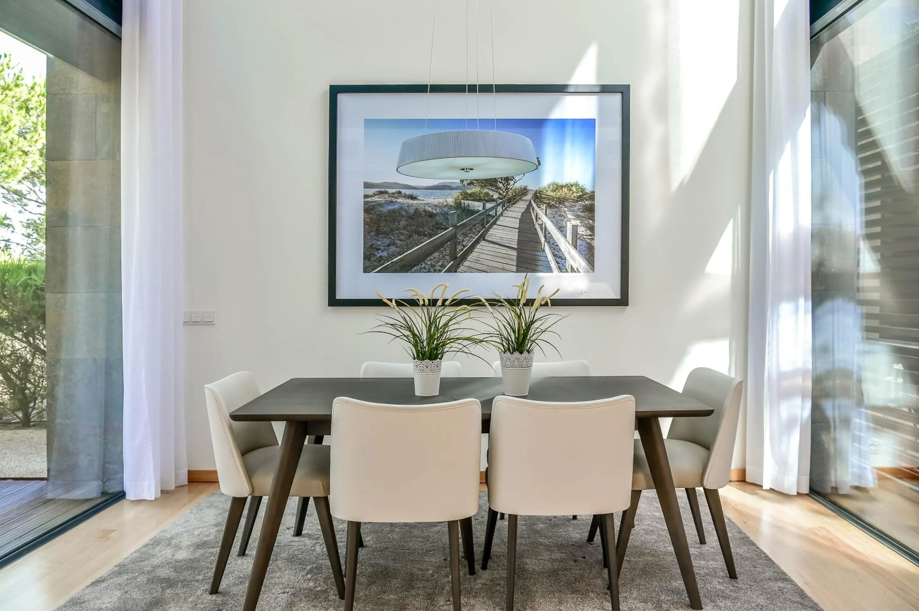 Dining area in Troia Residence by The Editory - Beach Houses
