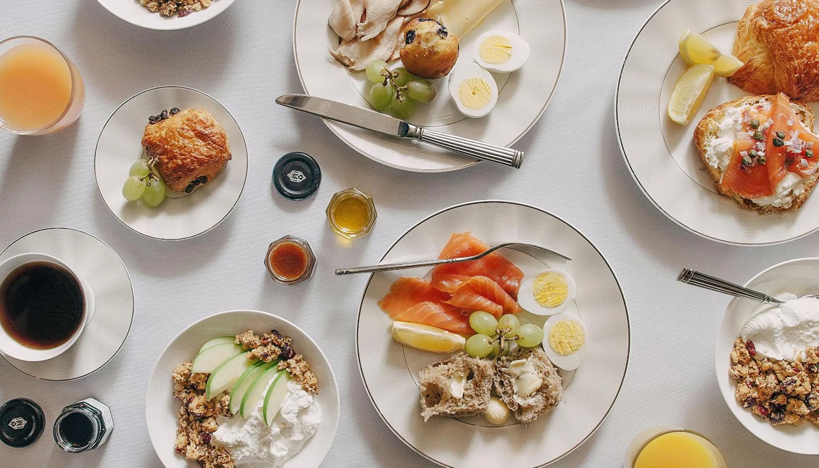 Buffet breakfast in WestHouse Hotel New York