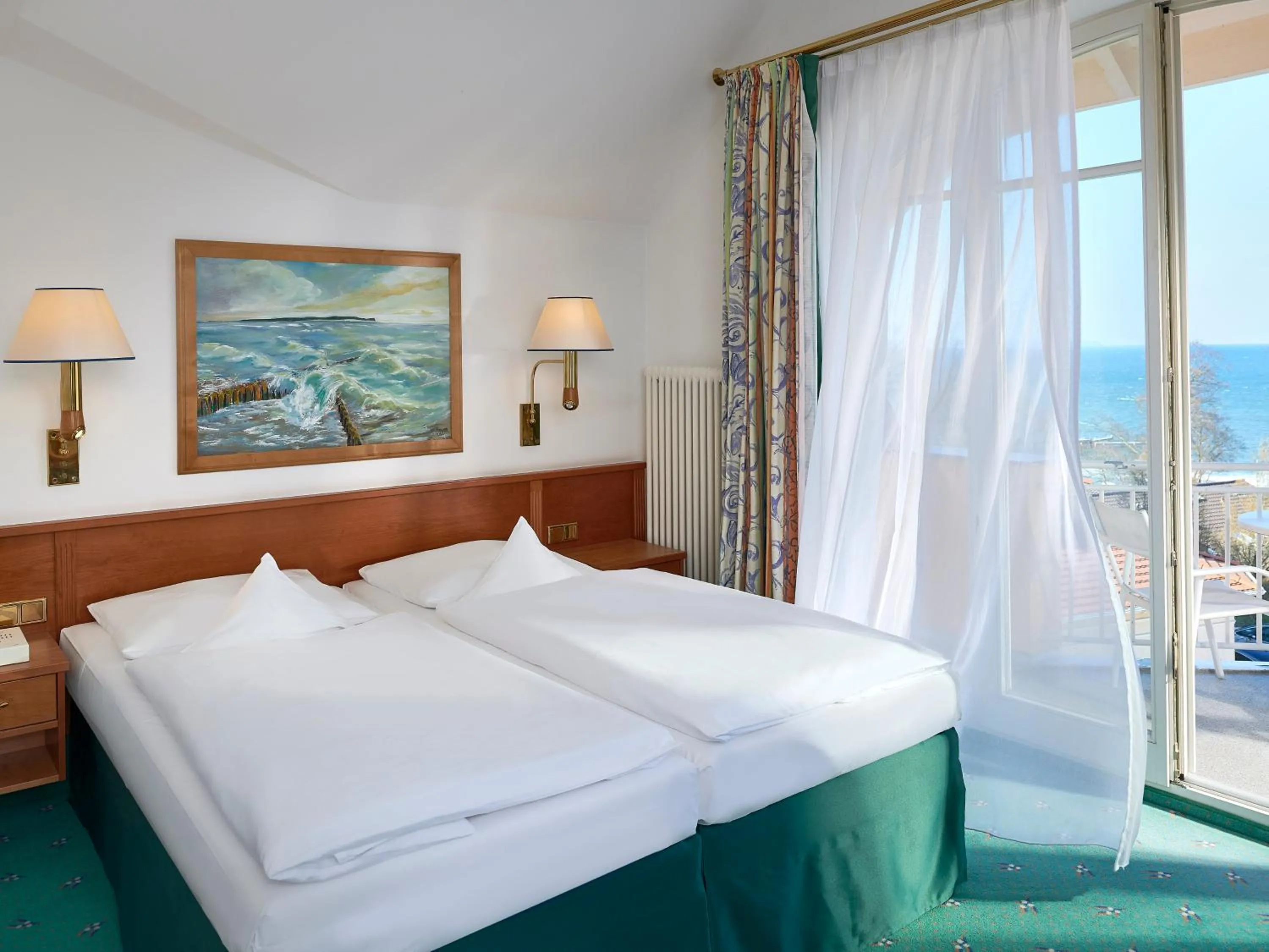 Bed in aja Nordperd & Villen Göhren